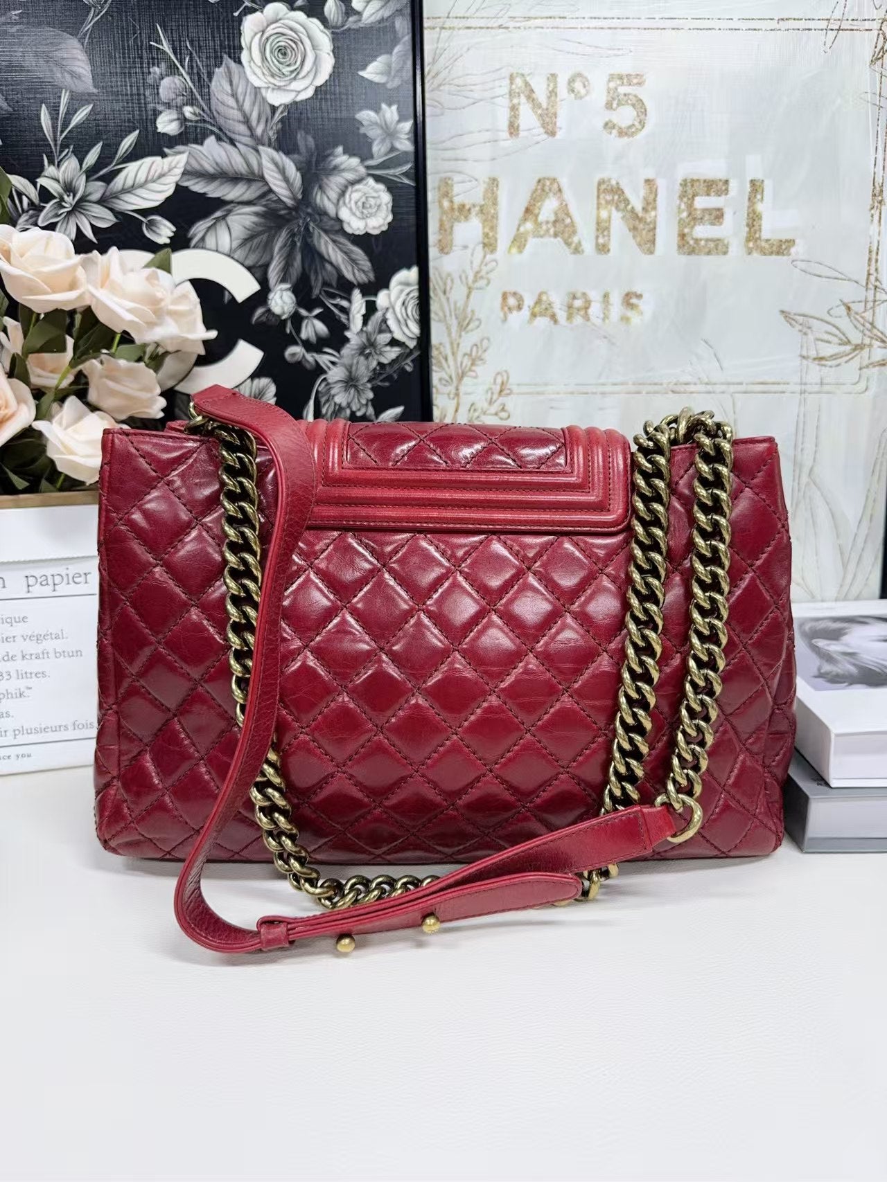 preloved Chanel bag vintage Tote/shoulder bag/golden hardware