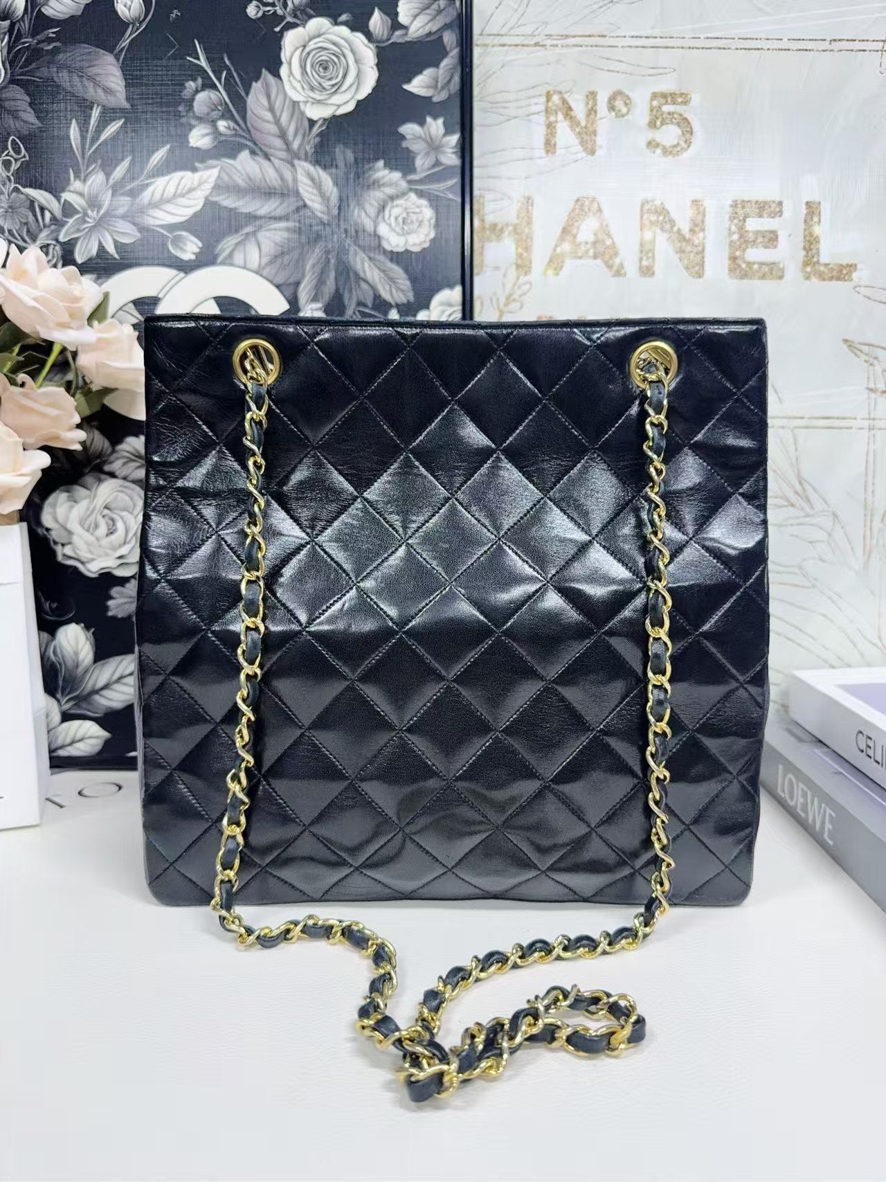 preloved Chanel bag vintage bag/small logo/shoulder bag