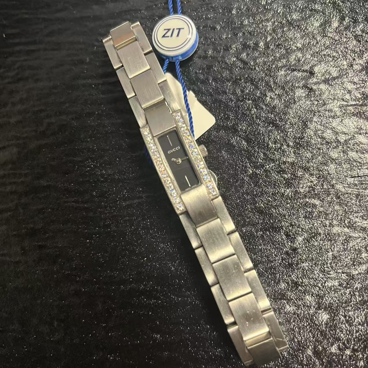 preloved gucci watch