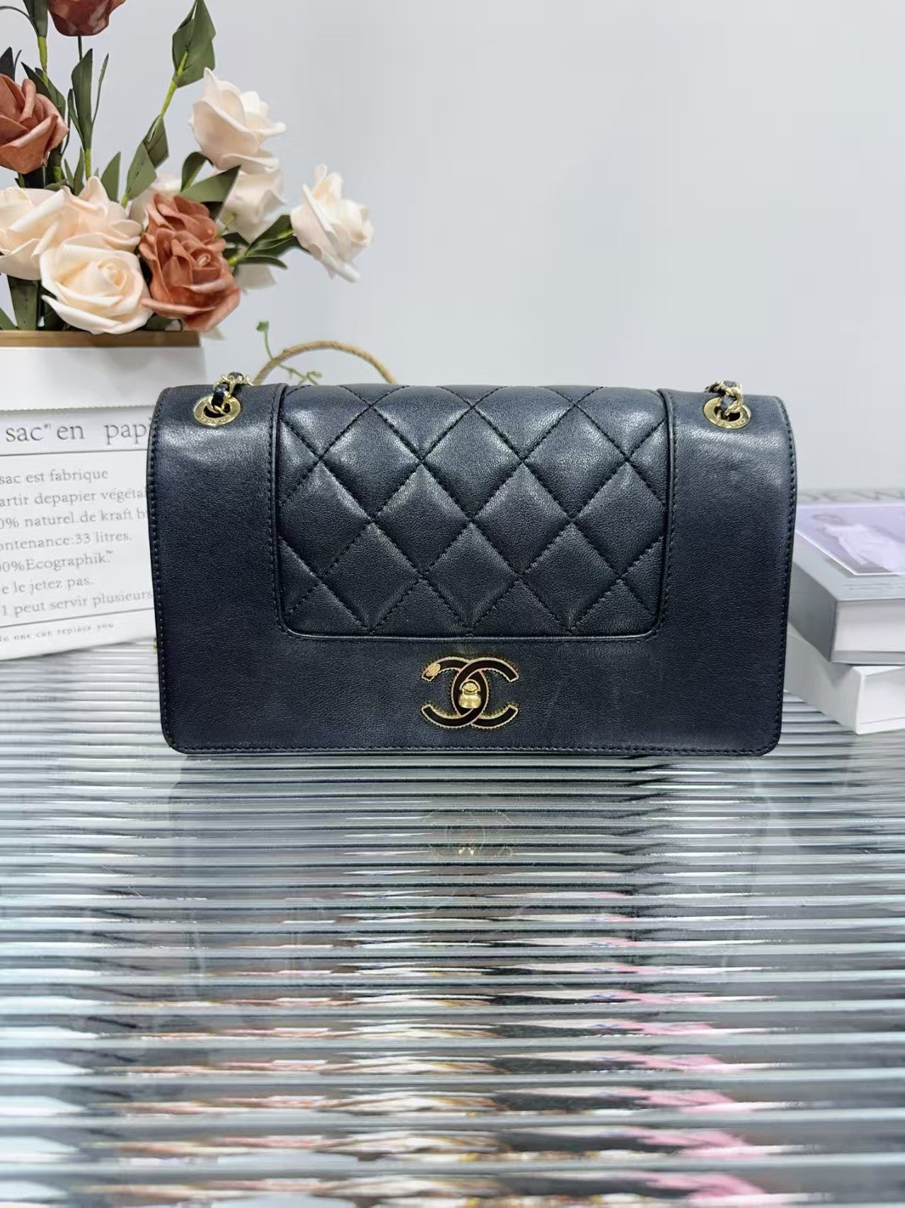 preloved Chanel bag Flip bag Shoulder bag