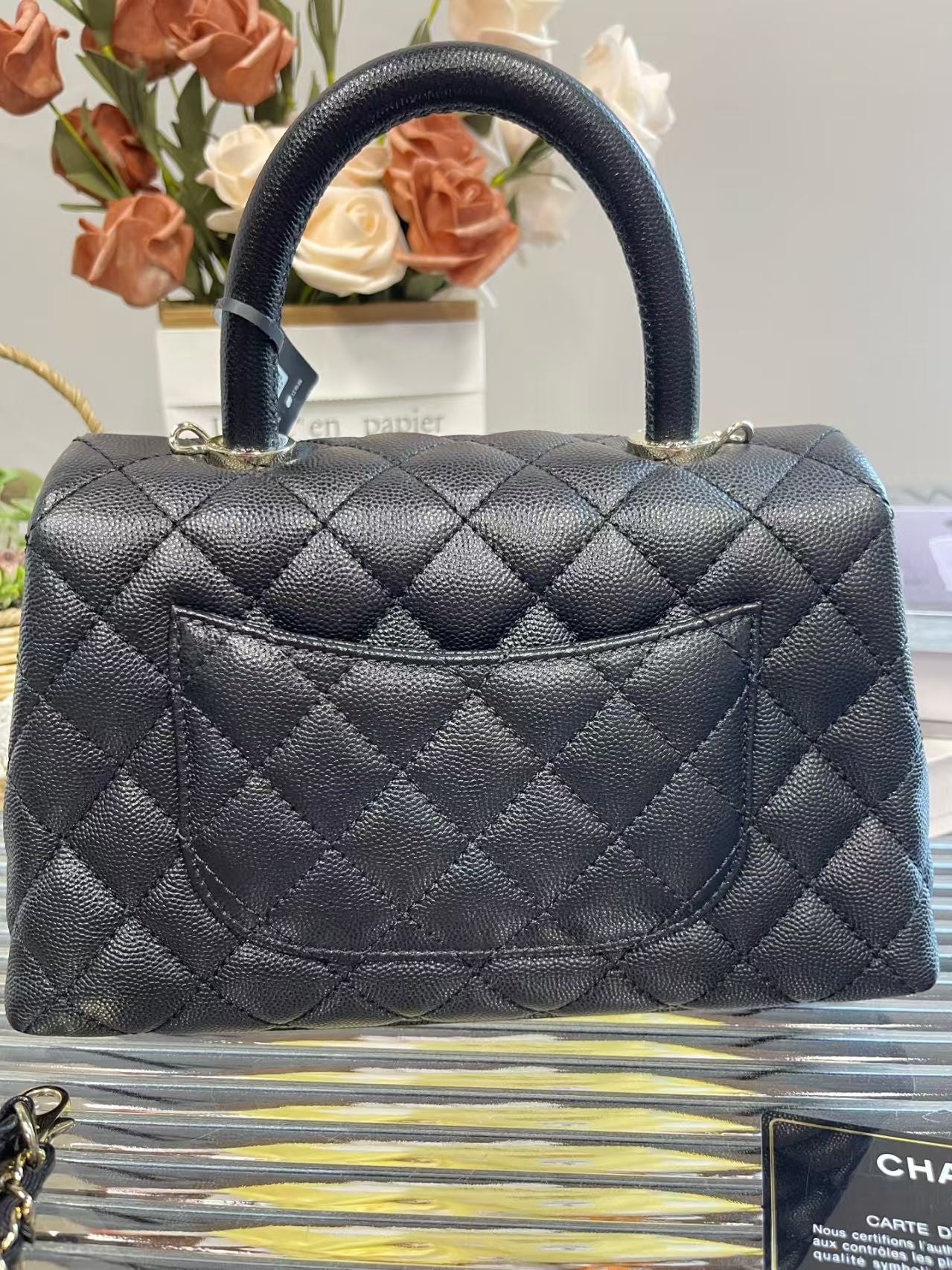 preloved coco handle chanel  Top handle/shoulder bag