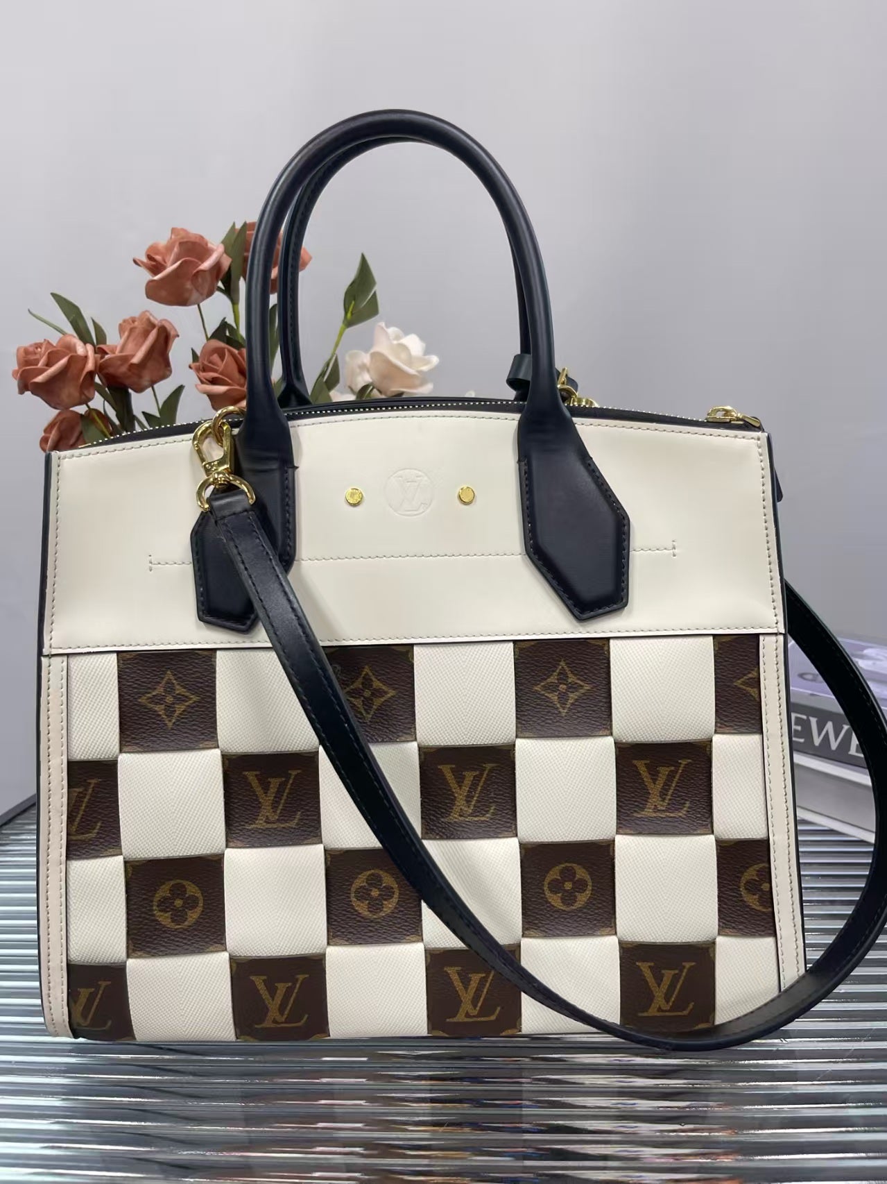 preloved LV bag City steamer handbag/shoulder bag