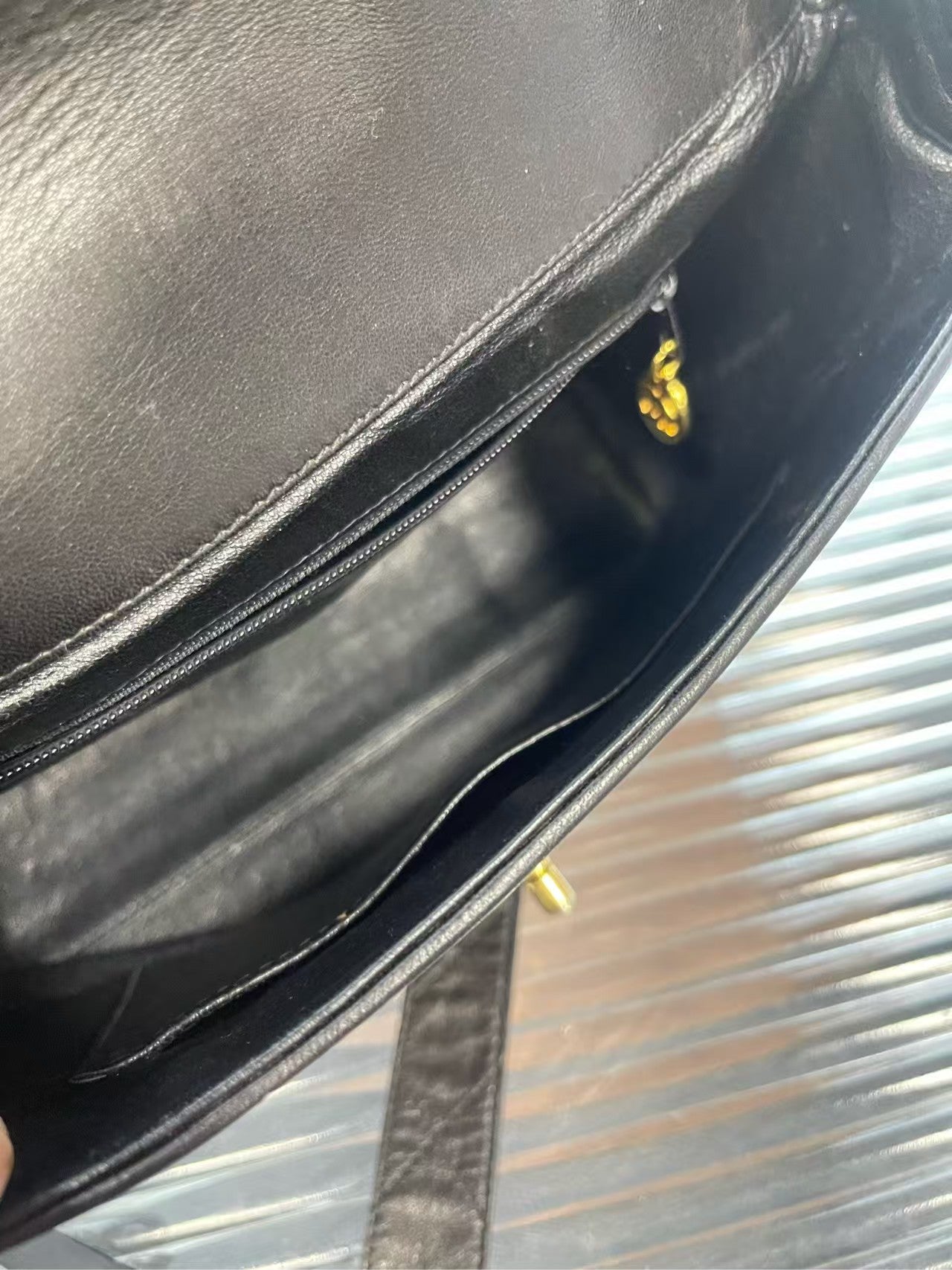 preloved Chanel bag Messenger bag