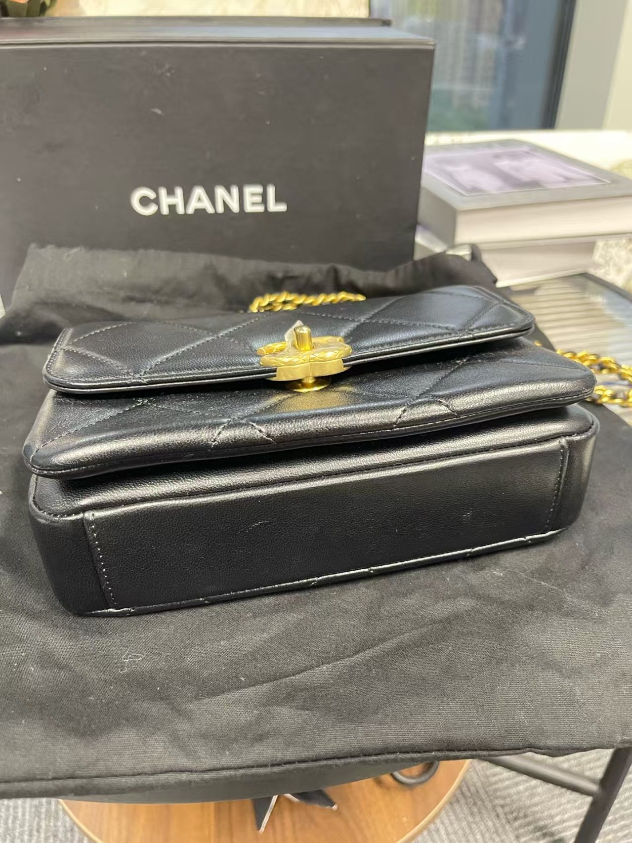 preloved Chanel bag 24S