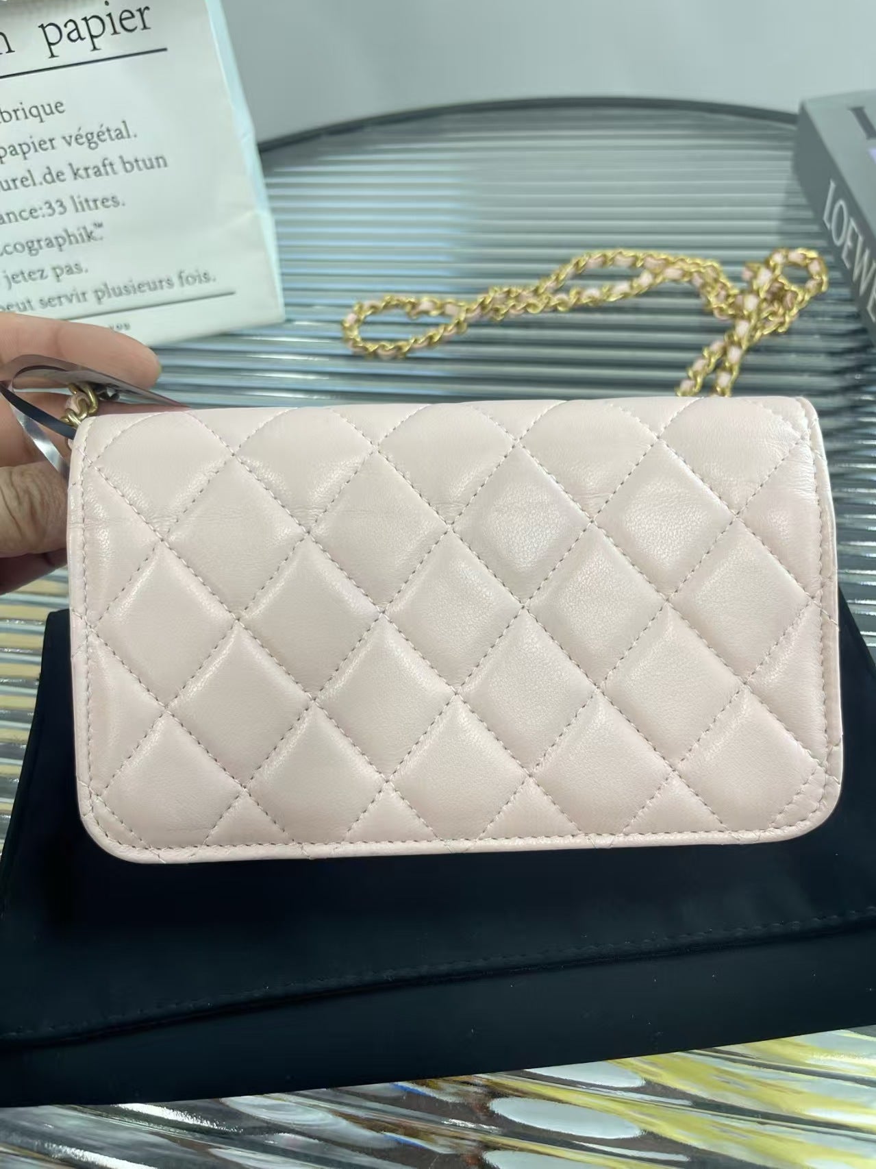 preloved Chanel woc Phonebag/crossbodybag