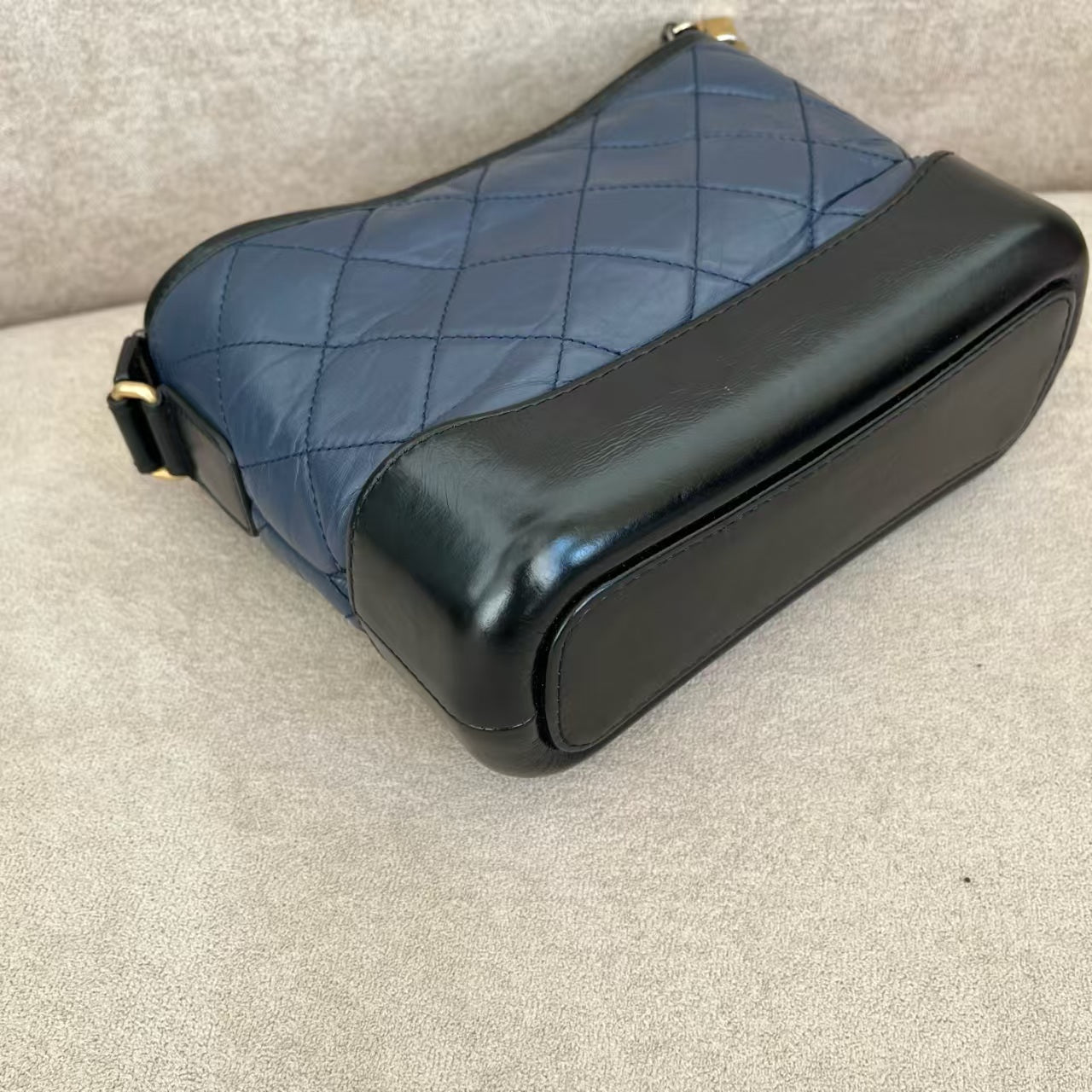 preloved Chanel bag shoulder bag/crossbody bag