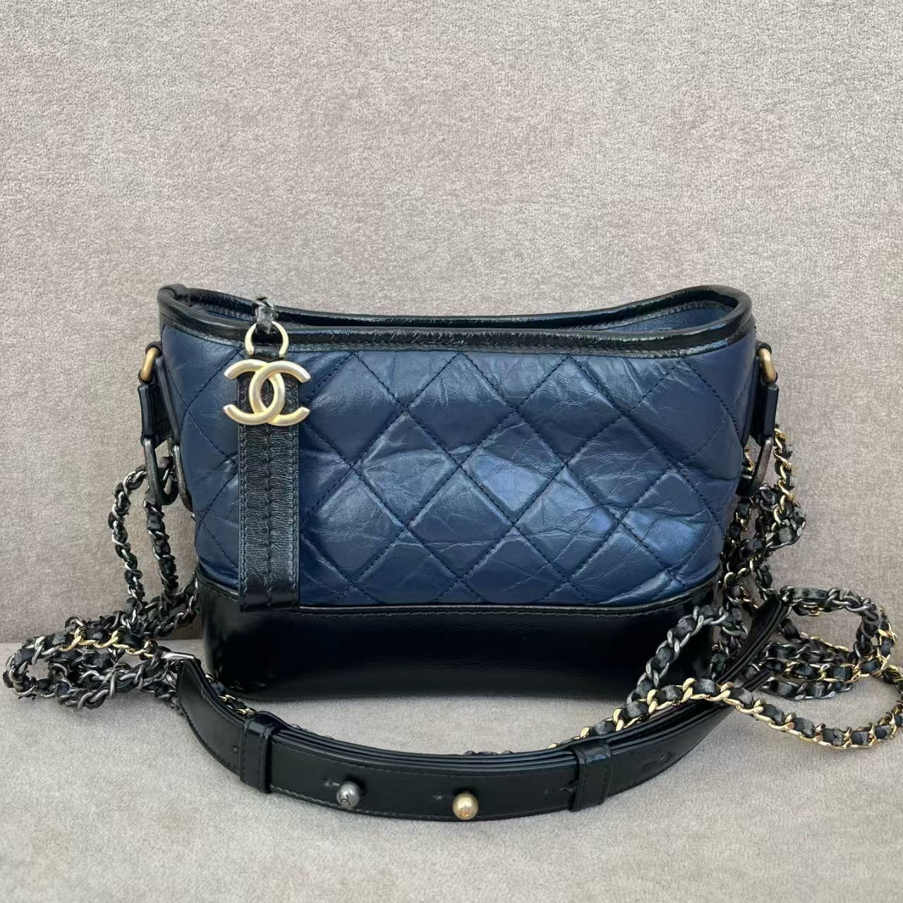 preloved Chanel bag shoulder bag/crossbody bag