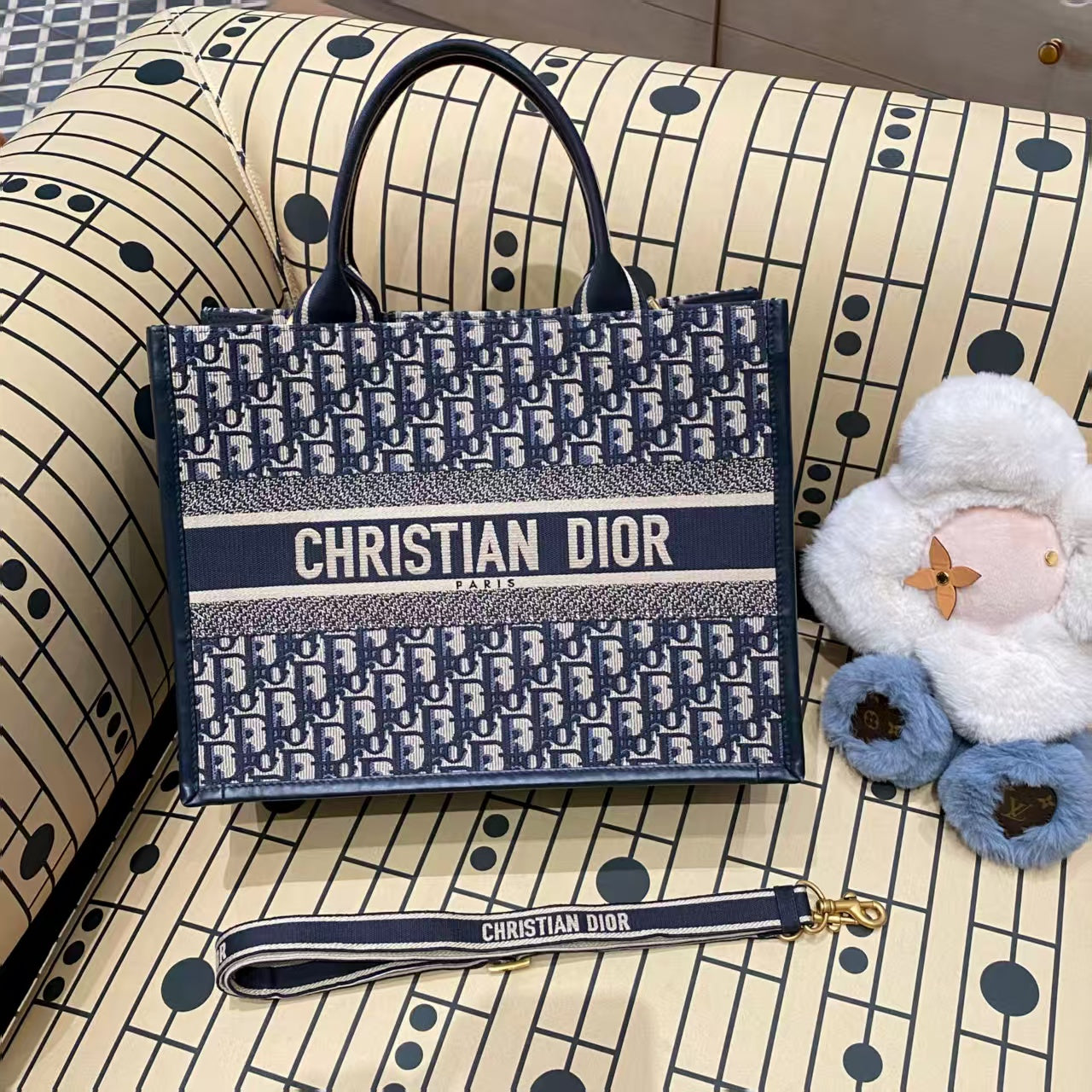 preloved Dior bag Tote/handbag