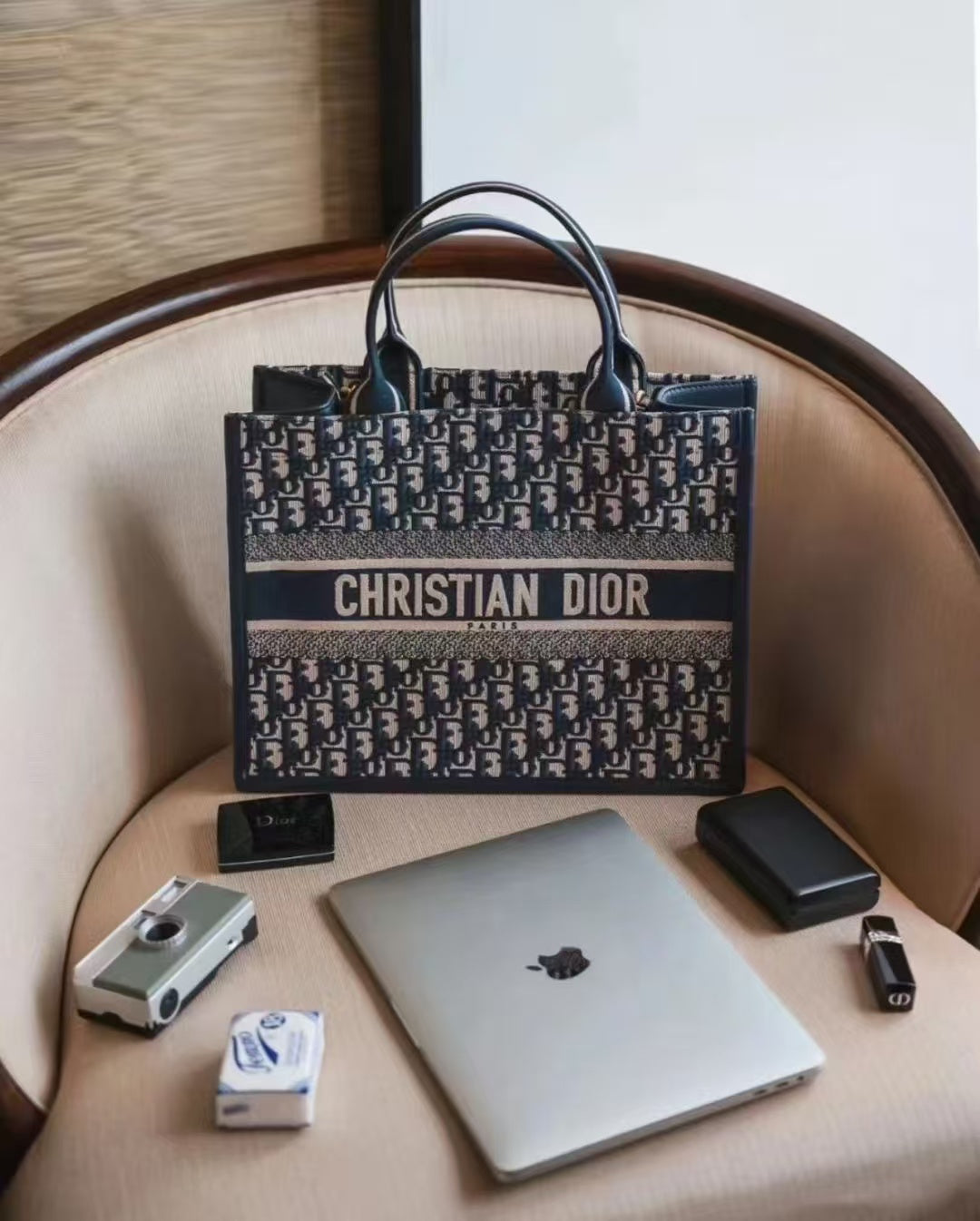 preloved Dior bag Tote/handbag