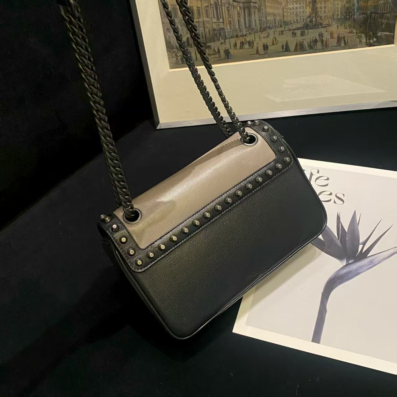 preloved prada bag shoulderbag/crossbodybag