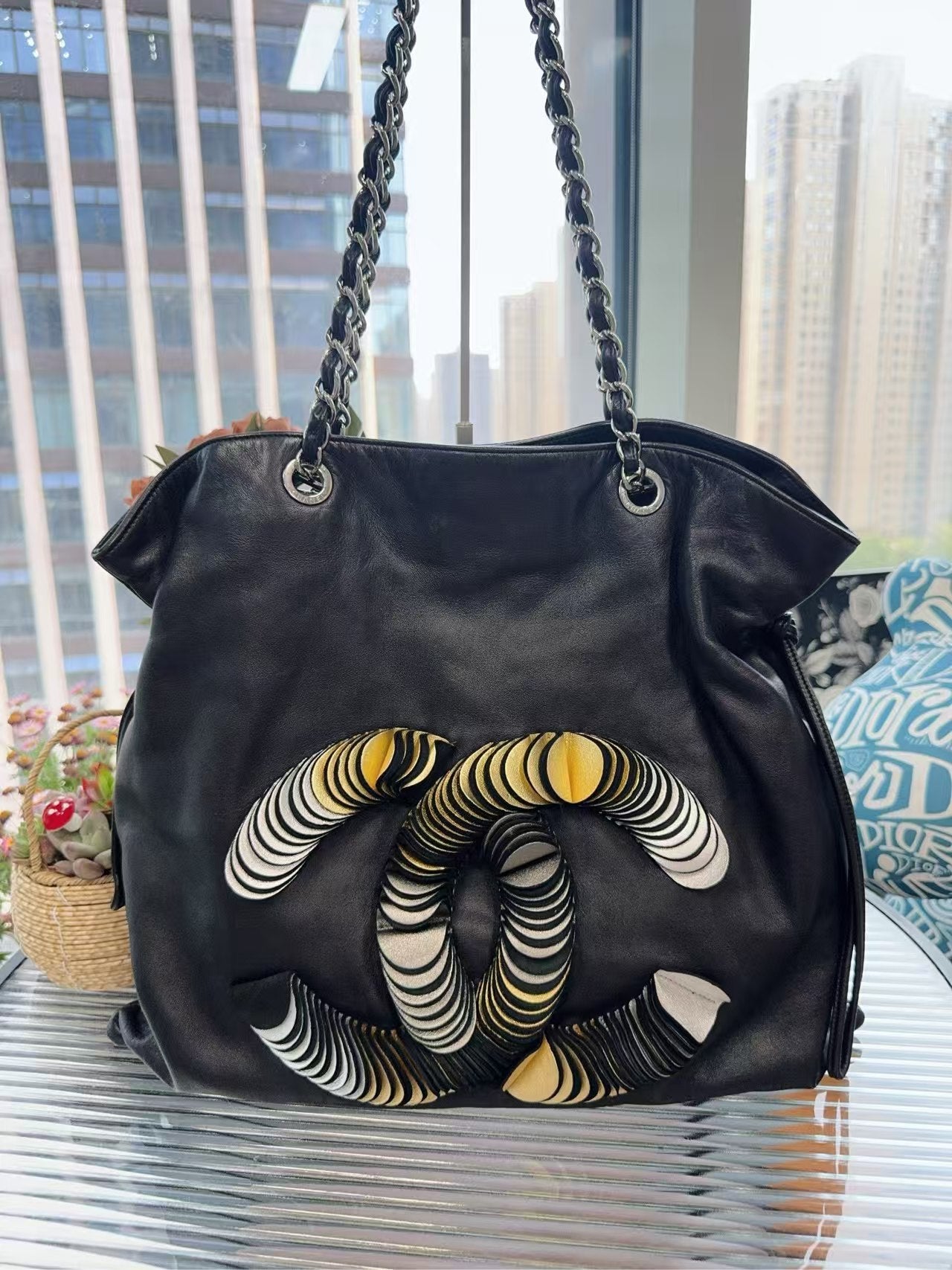 preloved Chanel bag shoulder bag/Tote/large size