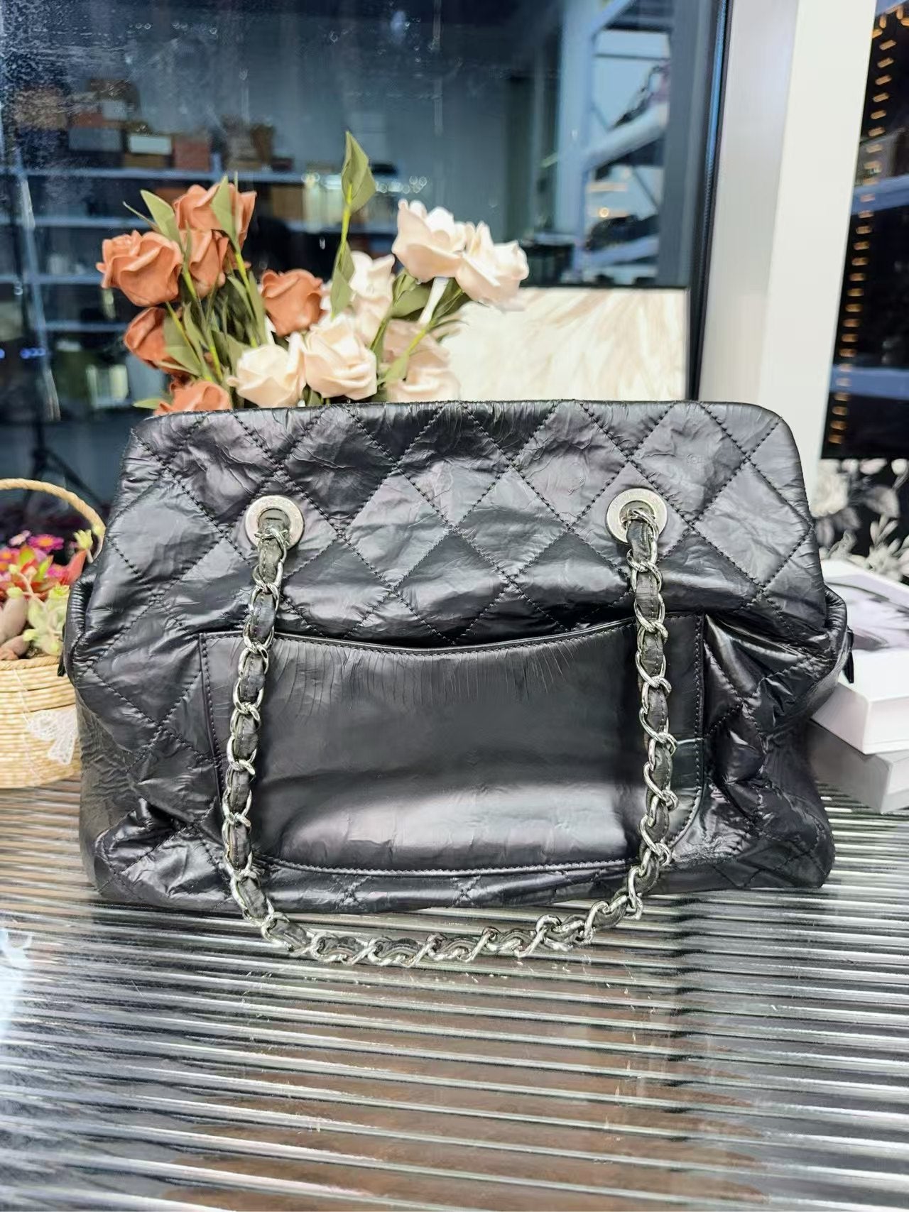 preloved Chanel bag with card/shoulder bag/large space