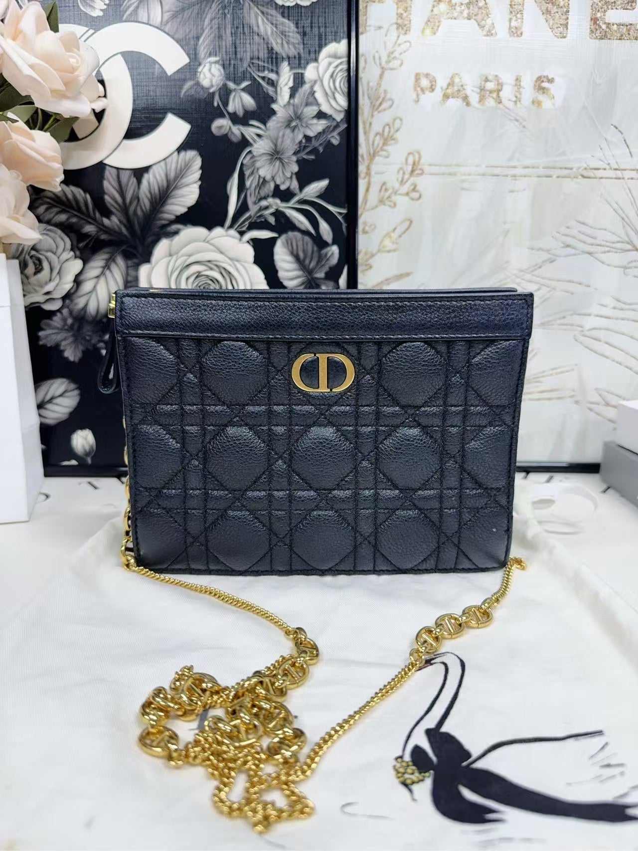 preloved Dior bag chain bag/cross body bag/shoulder bag