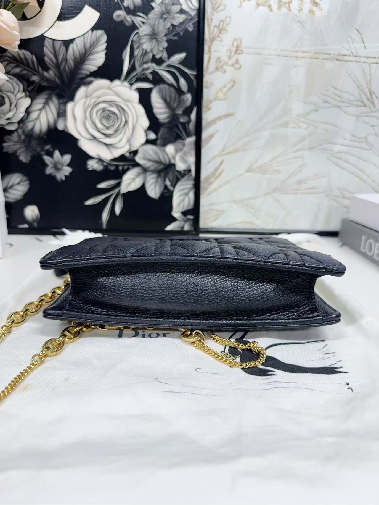 preloved Dior bag chain bag/cross body bag/shoulder bag