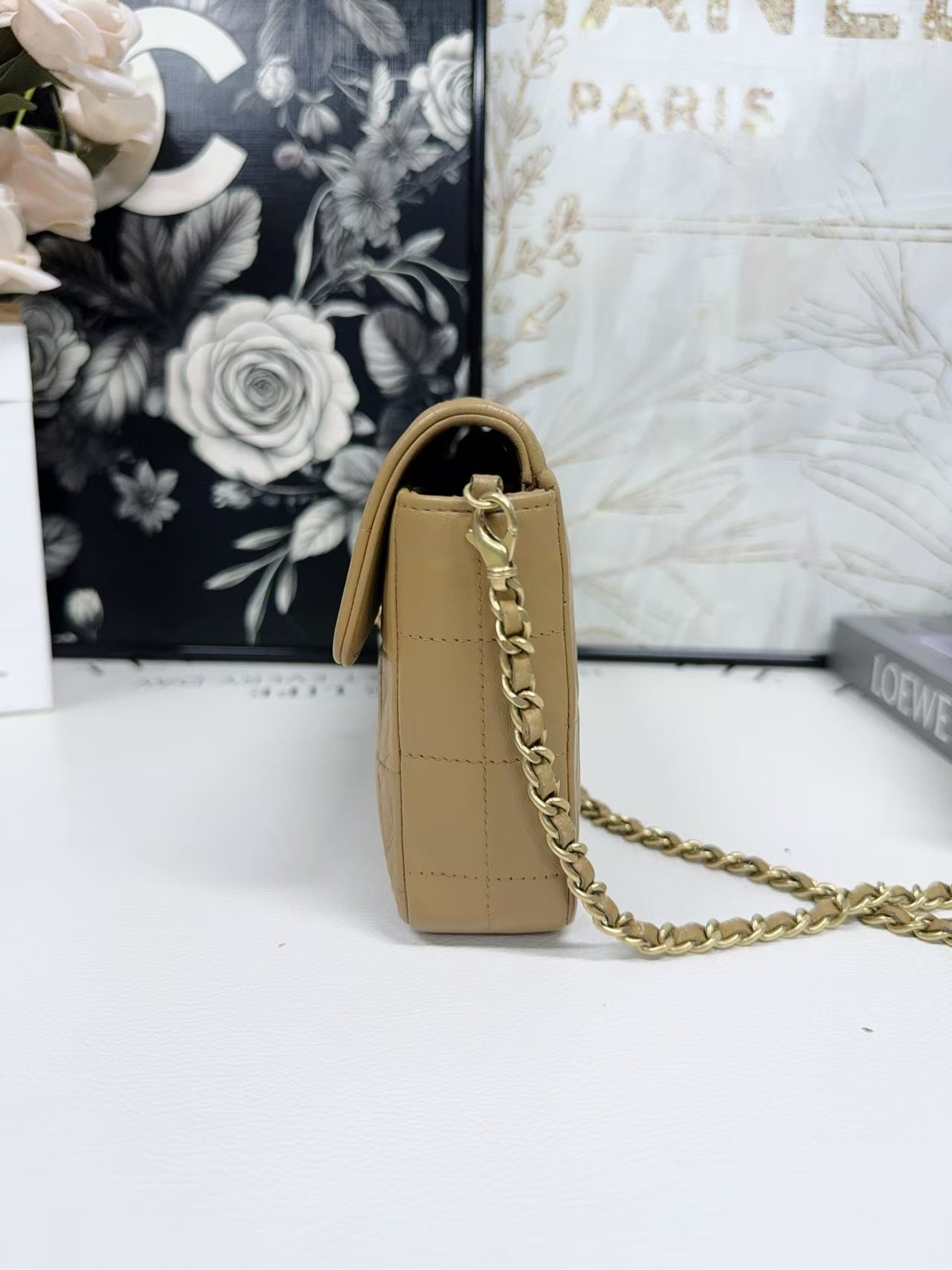preloved Chanel bag shoulder bag/light brown