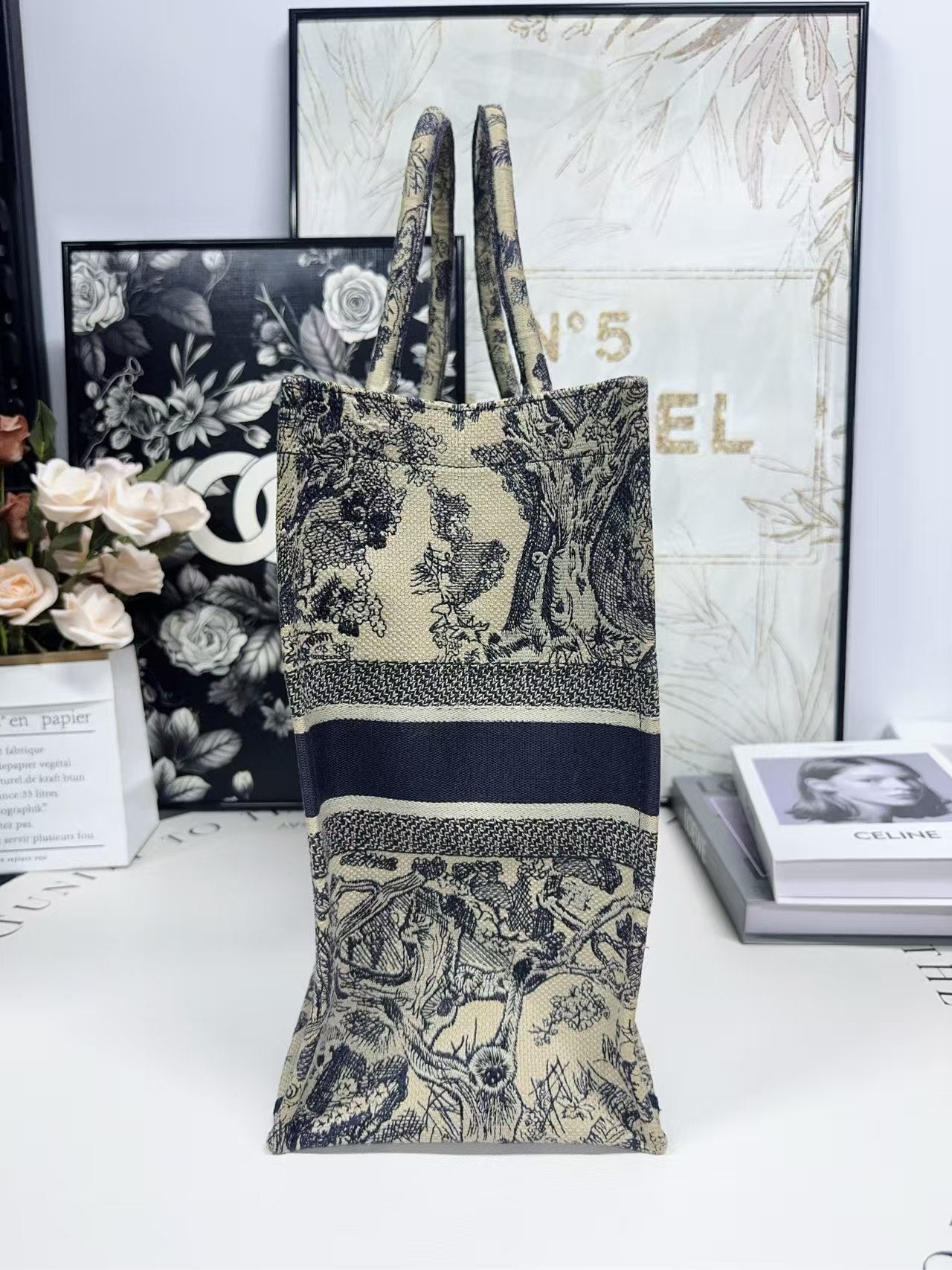 preloved Dior bag Zoo print/large tote/hand bag