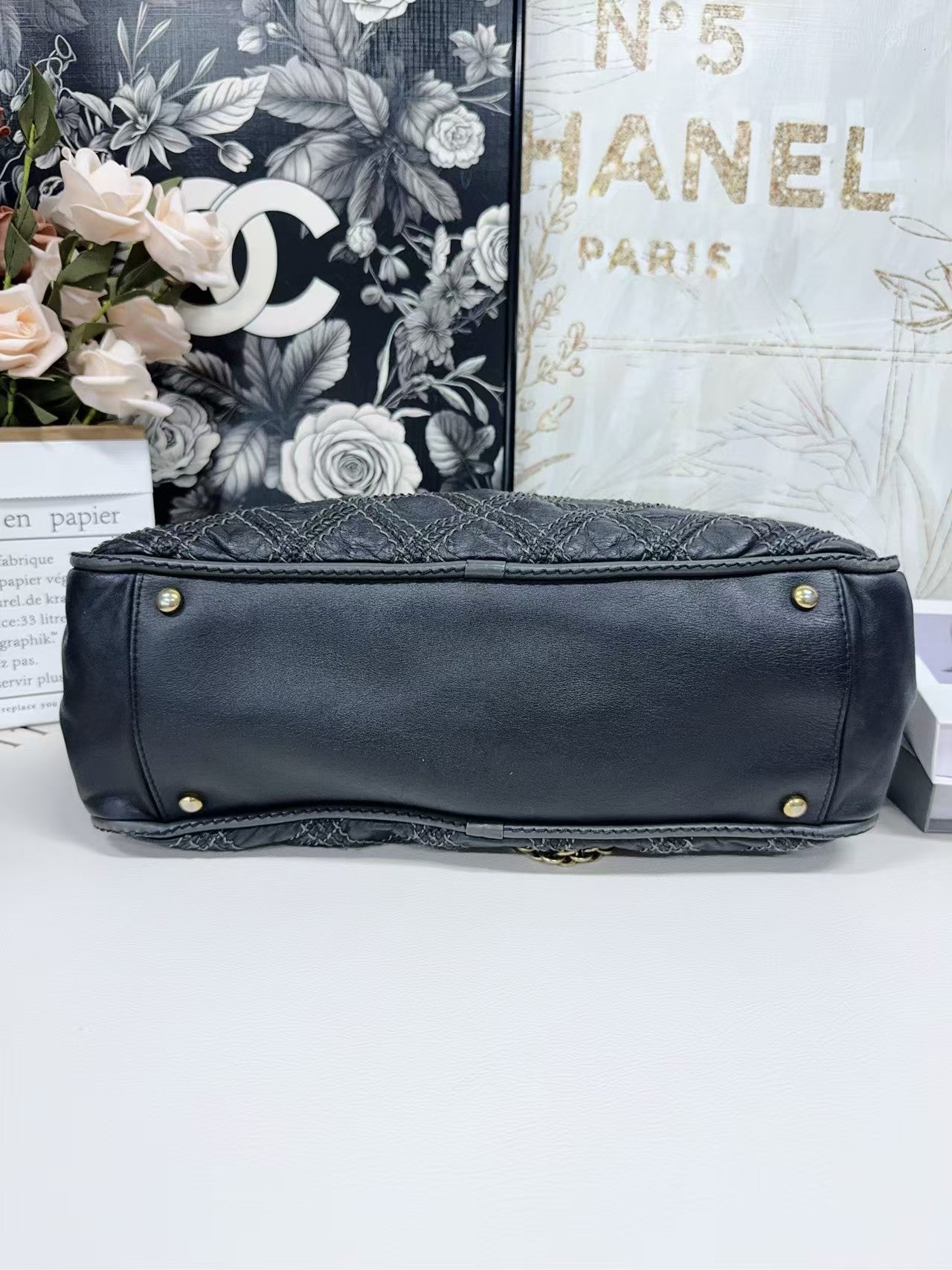 preloved Chanel bag shoulder bag