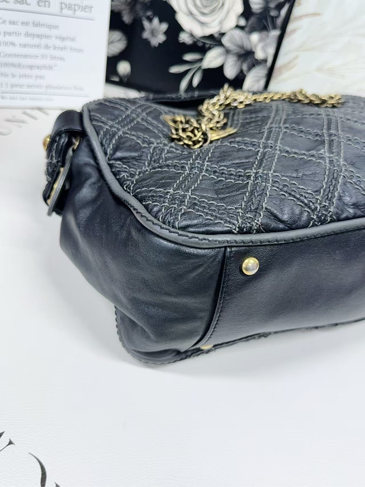 preloved Chanel bag shoulder bag
