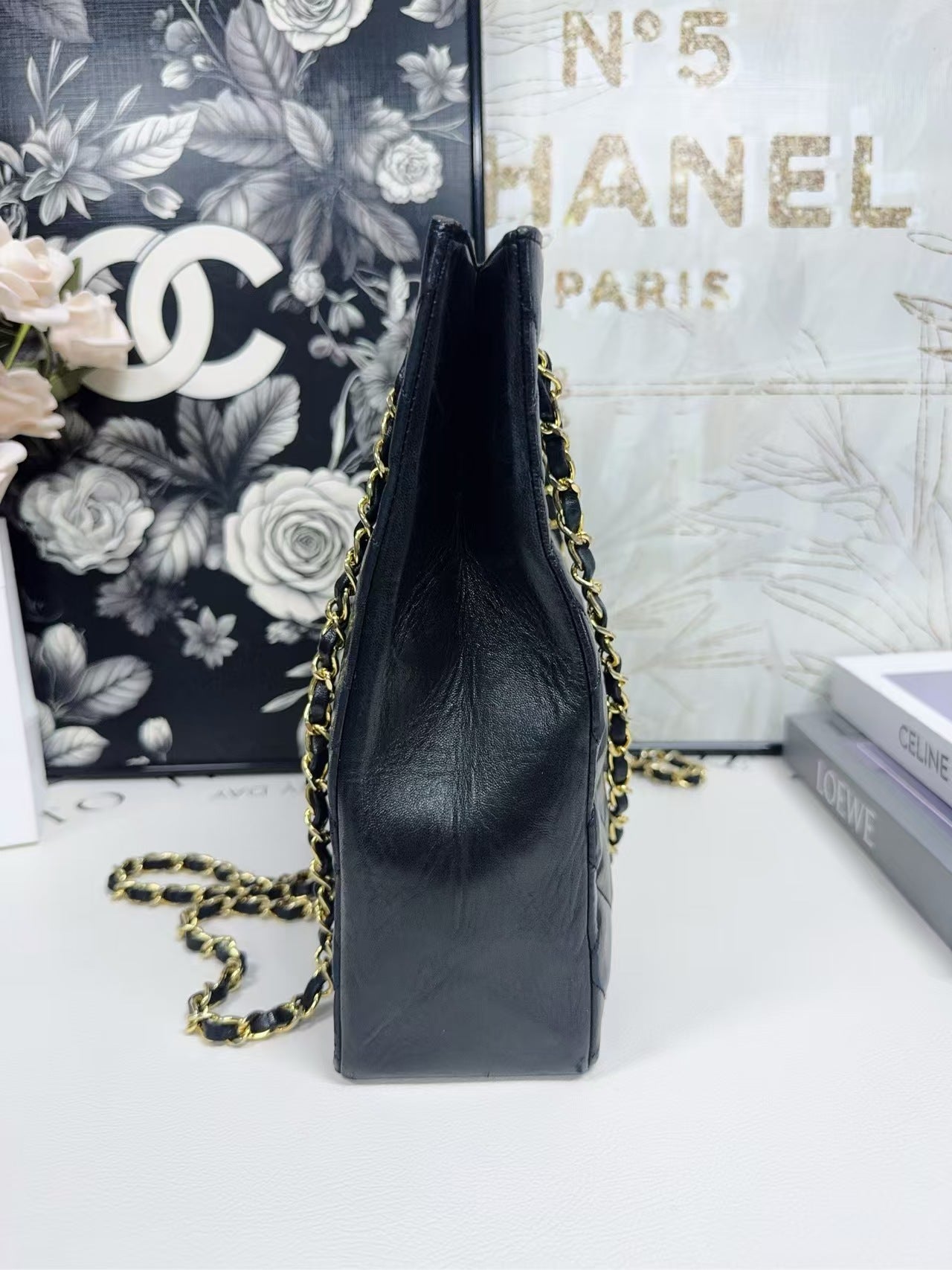 preloved Chanel bag vintage bag/small logo/shoulder bag