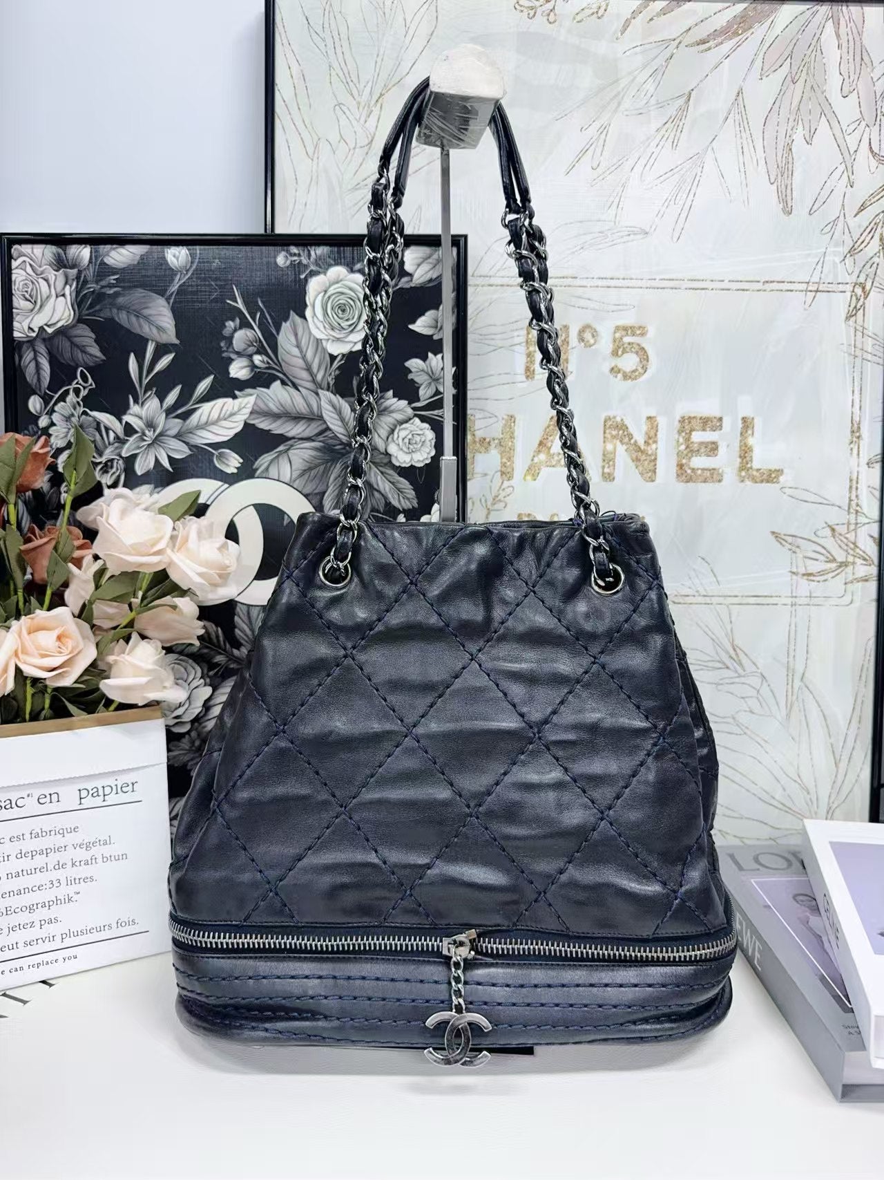 preloved Chanel bag Tote bag/shoulder bag