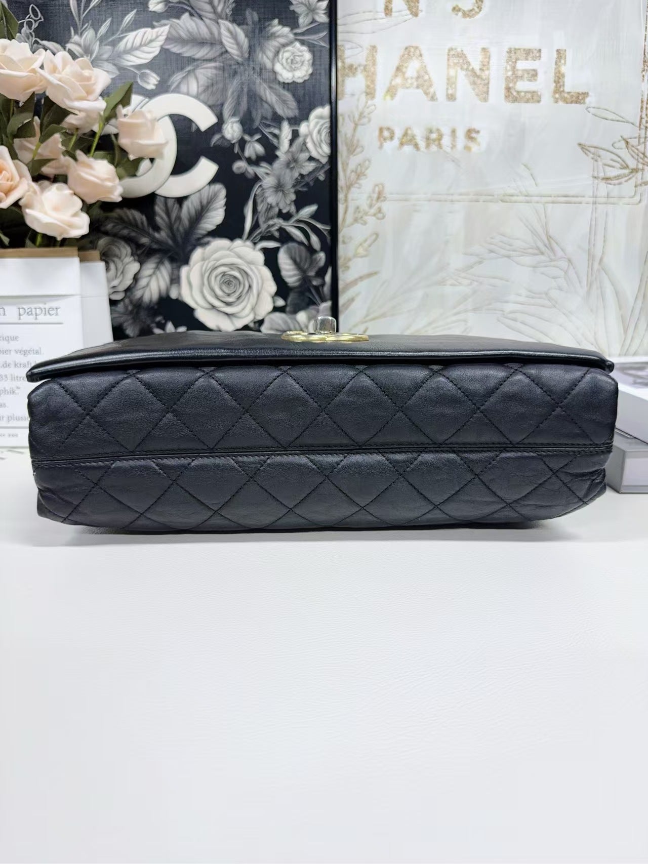 preloved Chanel bag/shoulder bag /cross body bag
