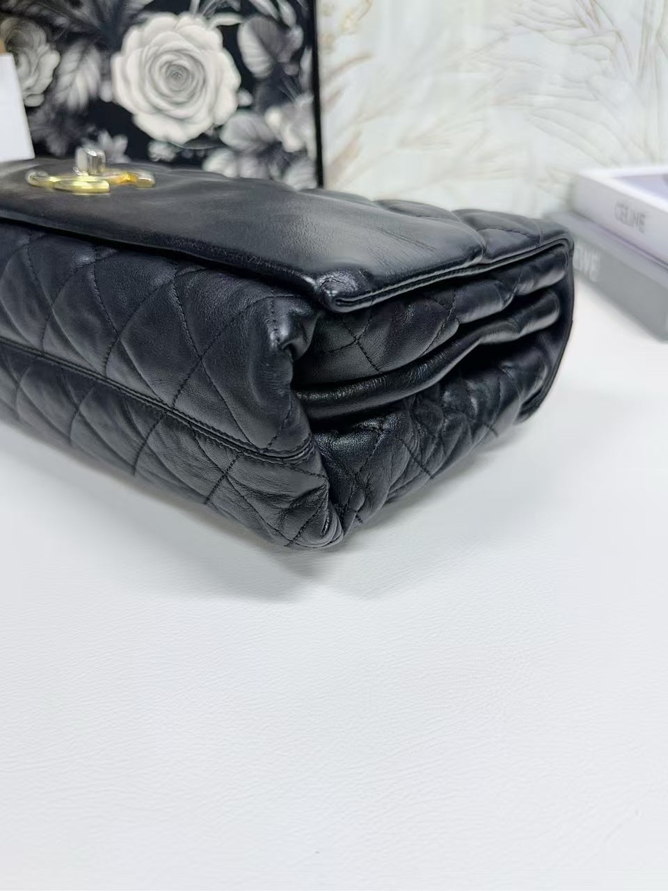 preloved Chanel bag/shoulder bag /cross body bag