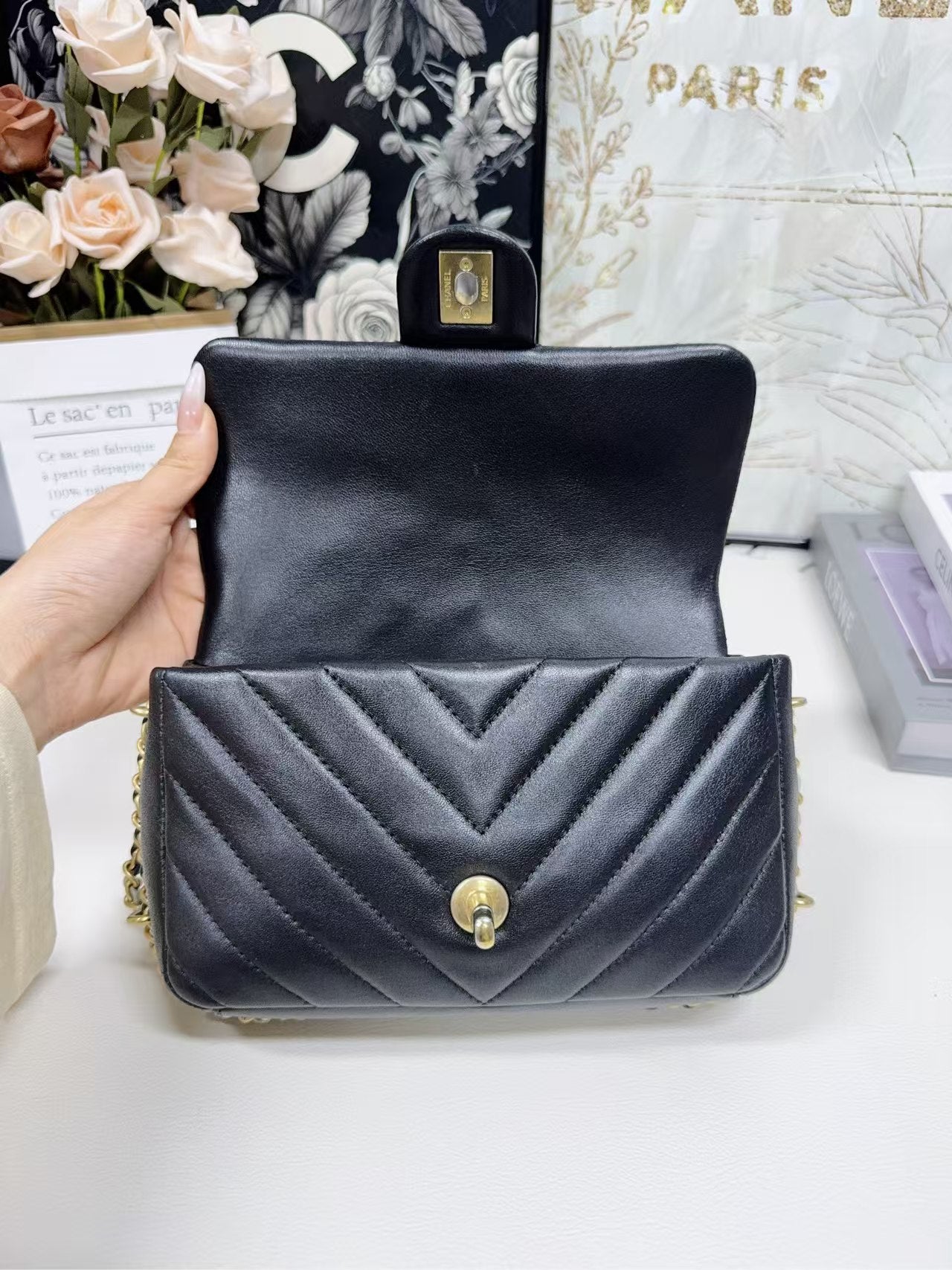 preloved Chanel bag Big mini/special design