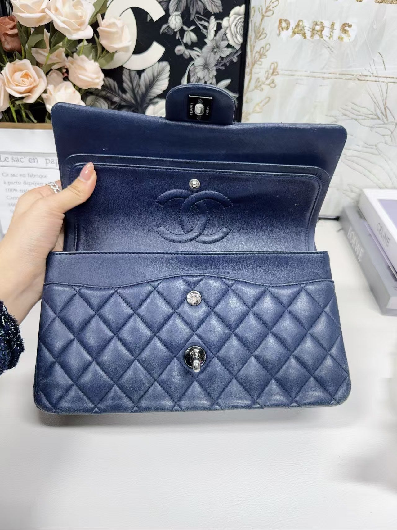 preloved Chanel bag CF /Chain bag/shoulder bag