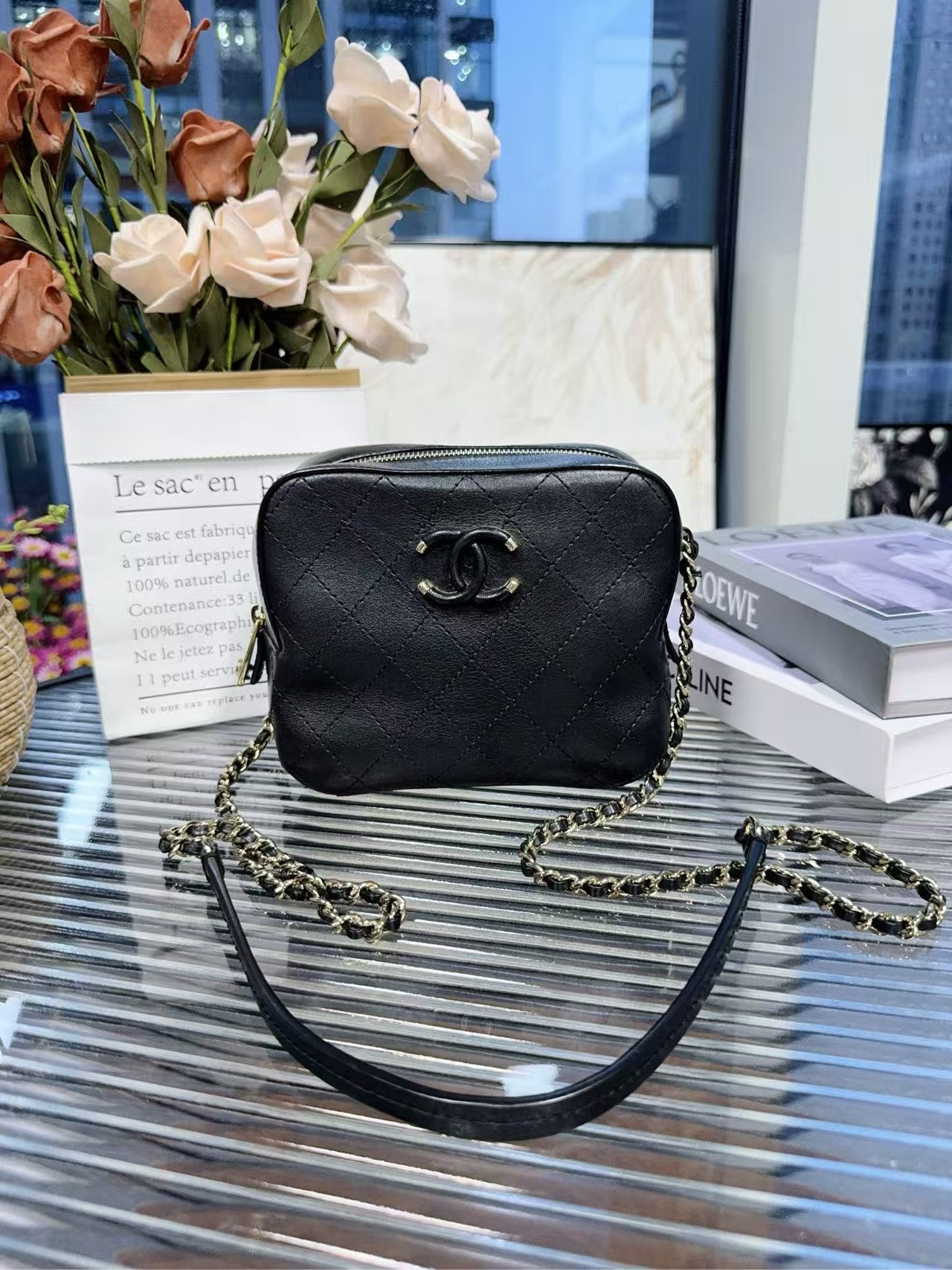 preloved Chanel bag Camera bag/Phone bag/fit for iphone