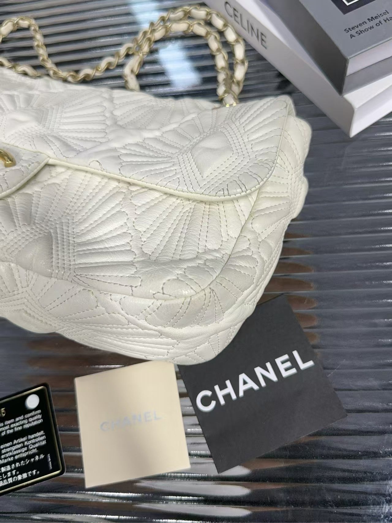 preloved Chanel bag Chain bag