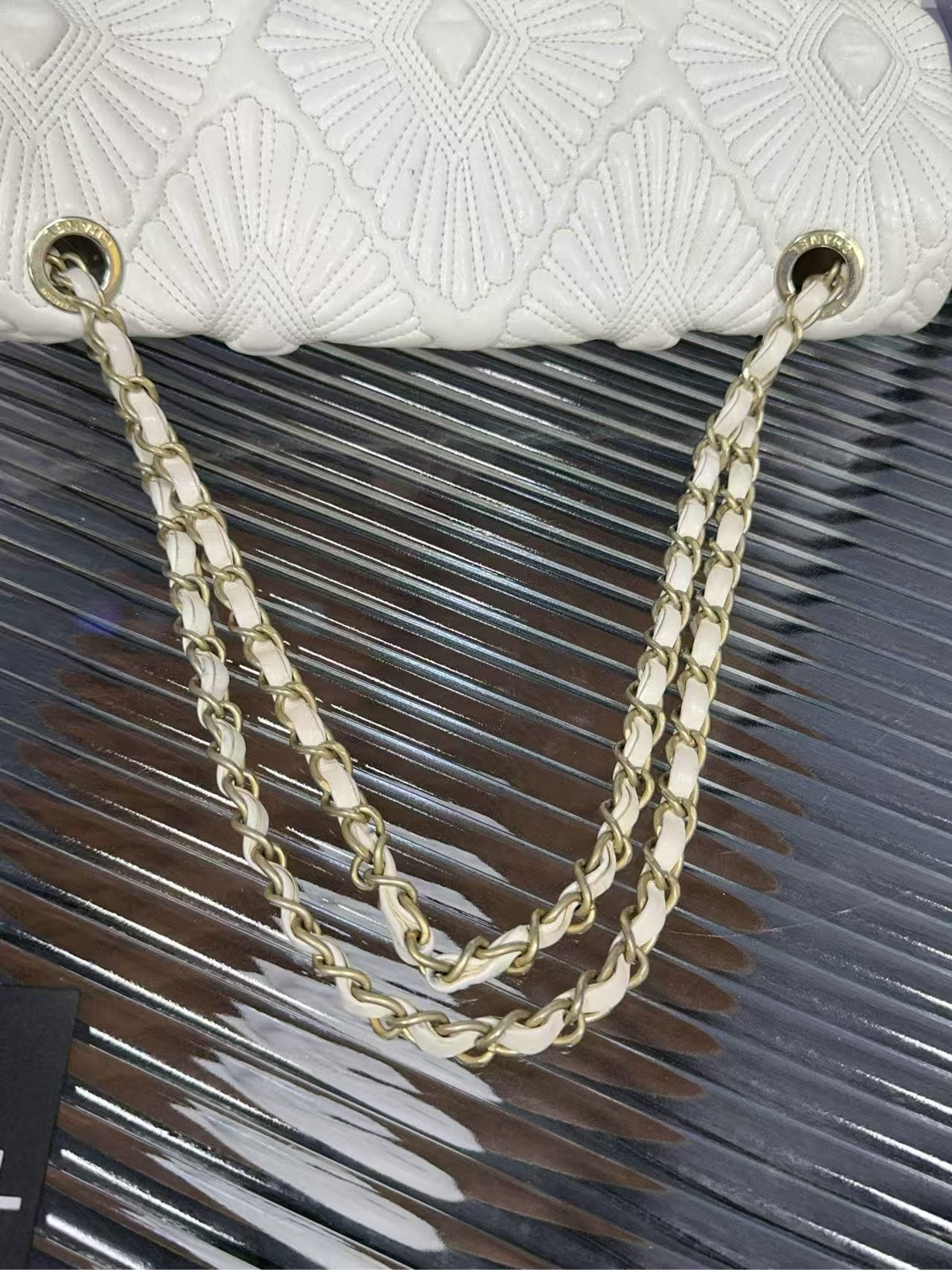preloved Chanel bag Chain bag