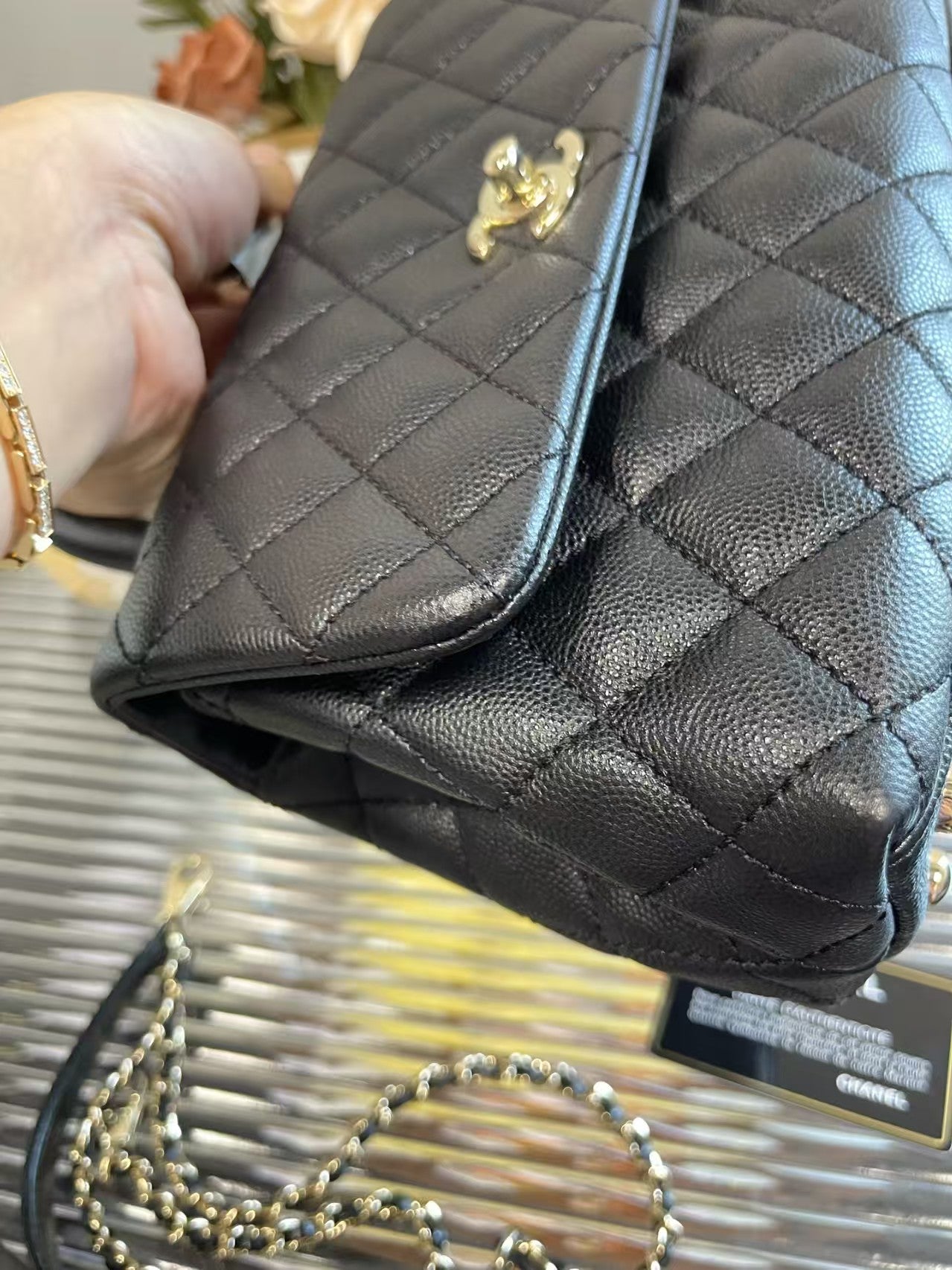 preloved coco handle chanel  Top handle/shoulder bag