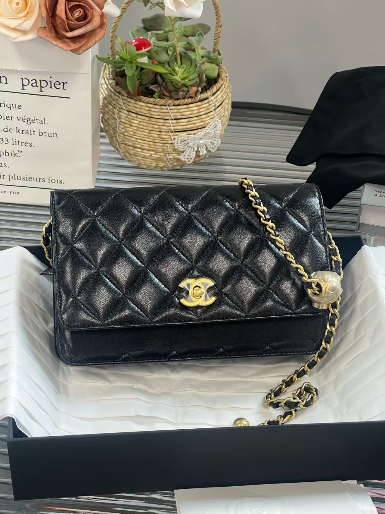 preloved chanel Woc