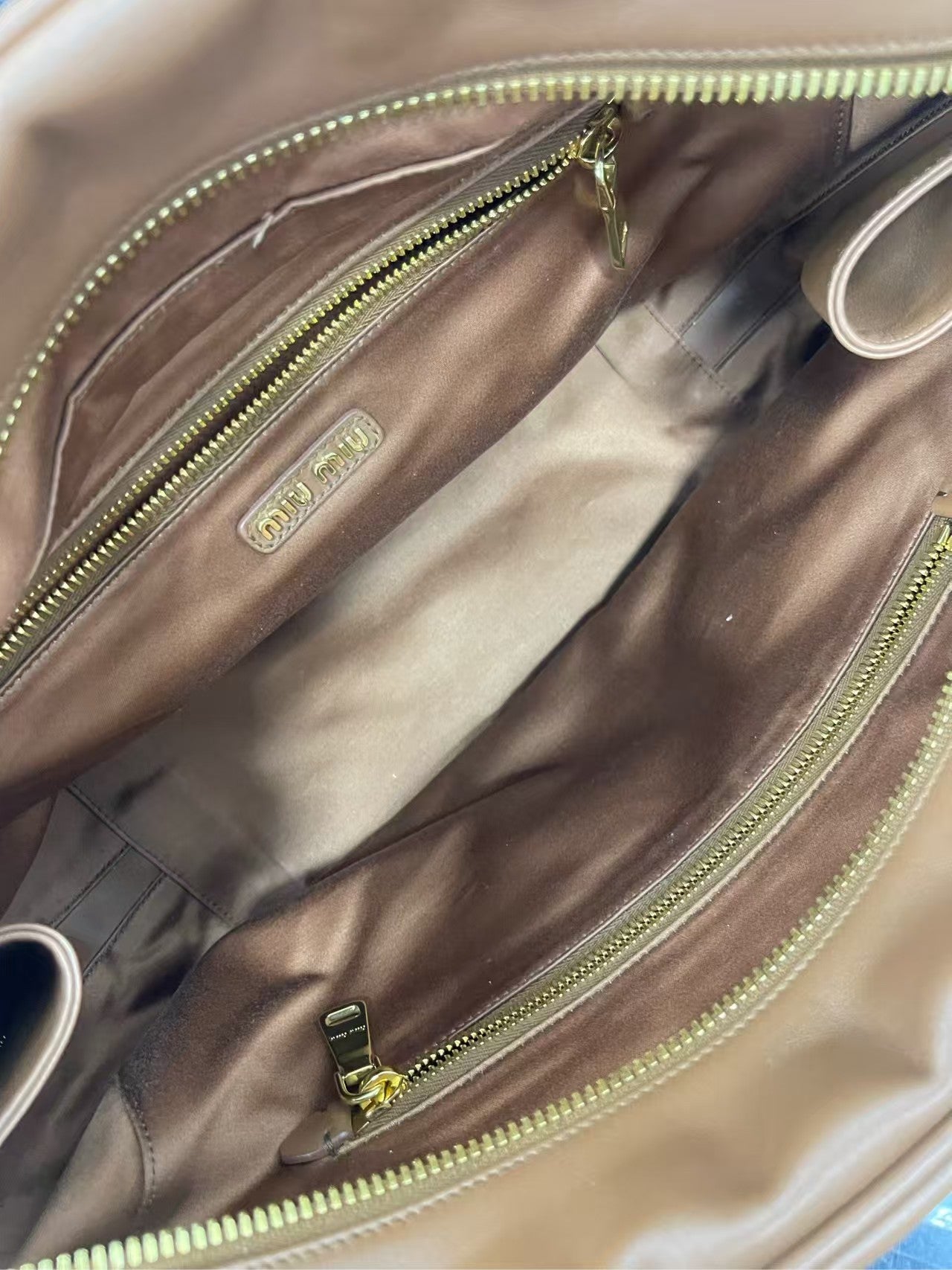 preloved miumiu bag