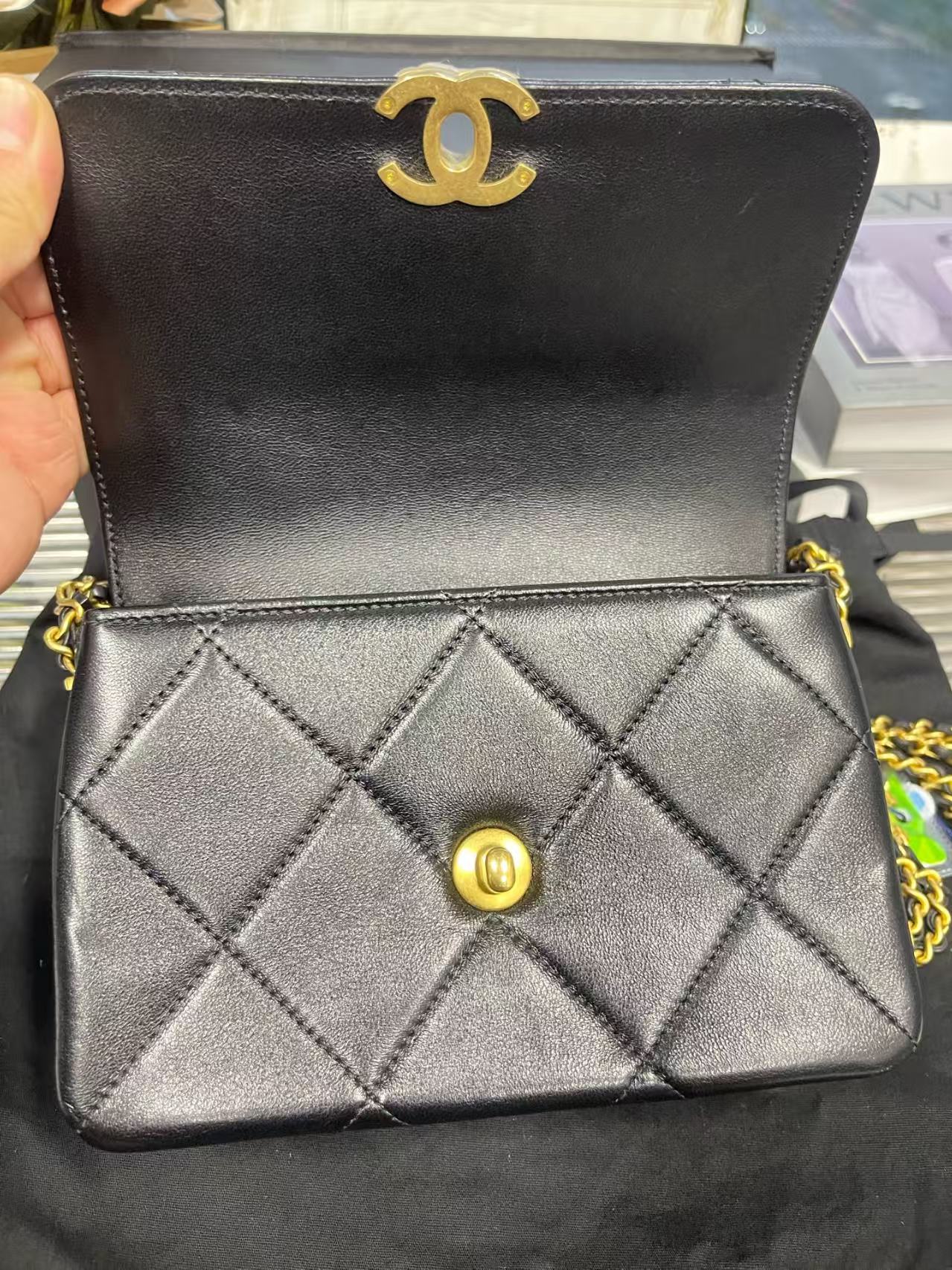 preloved Chanel bag 24S