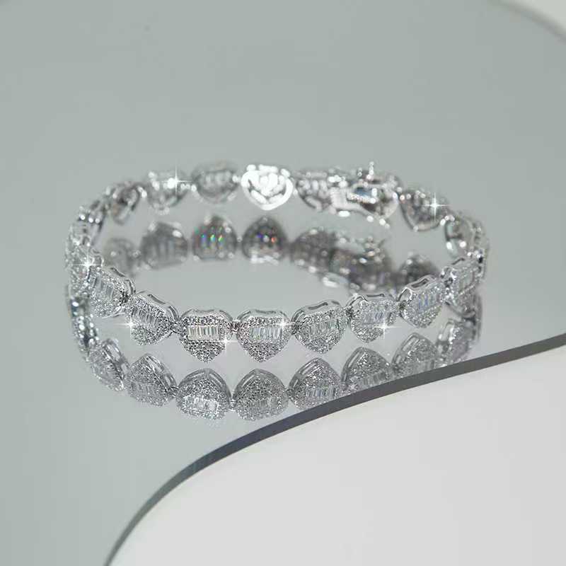High level Hip pop braclet Heart shape