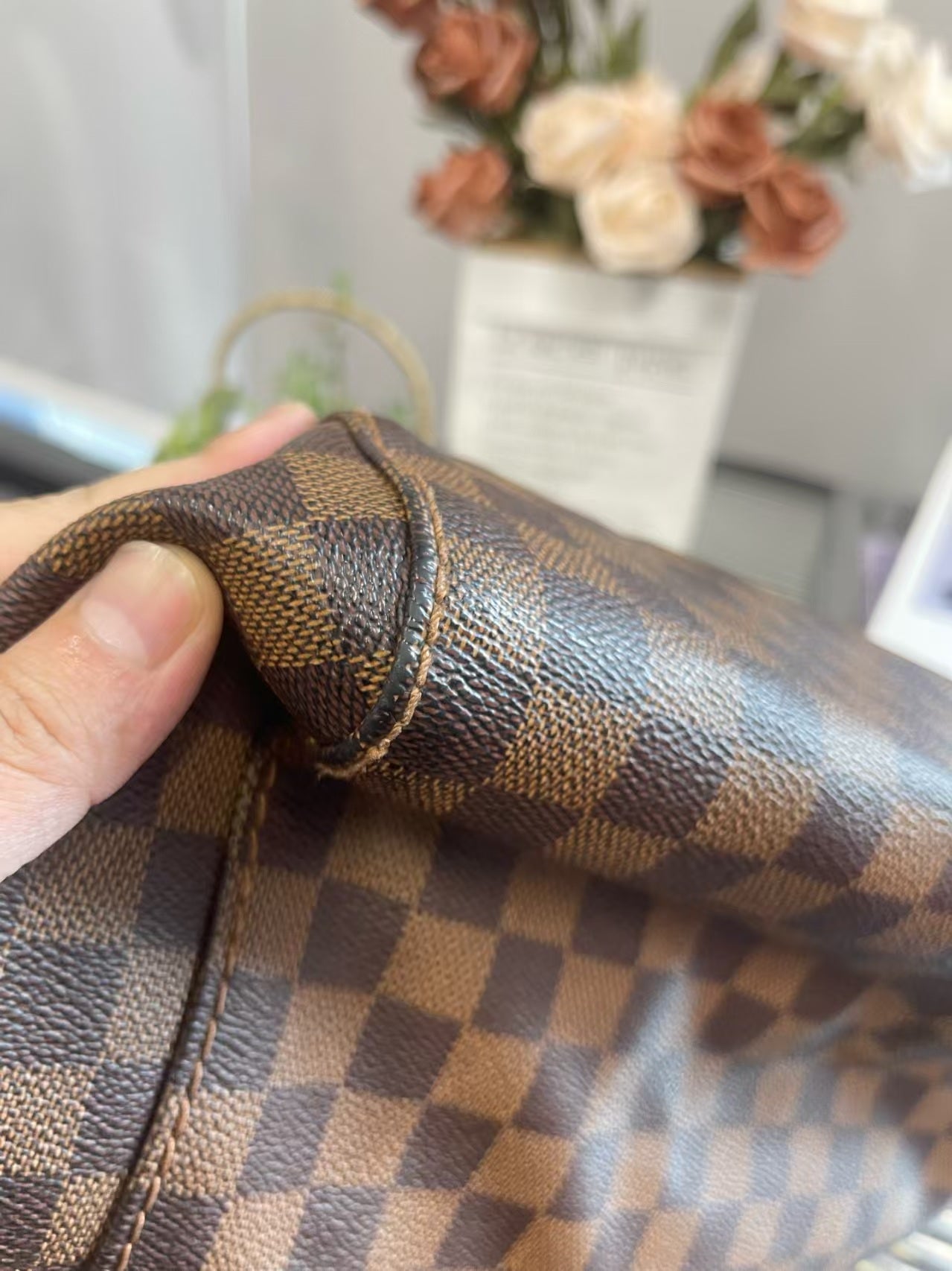 preloved Lv bag Hobo/Shoulder bag