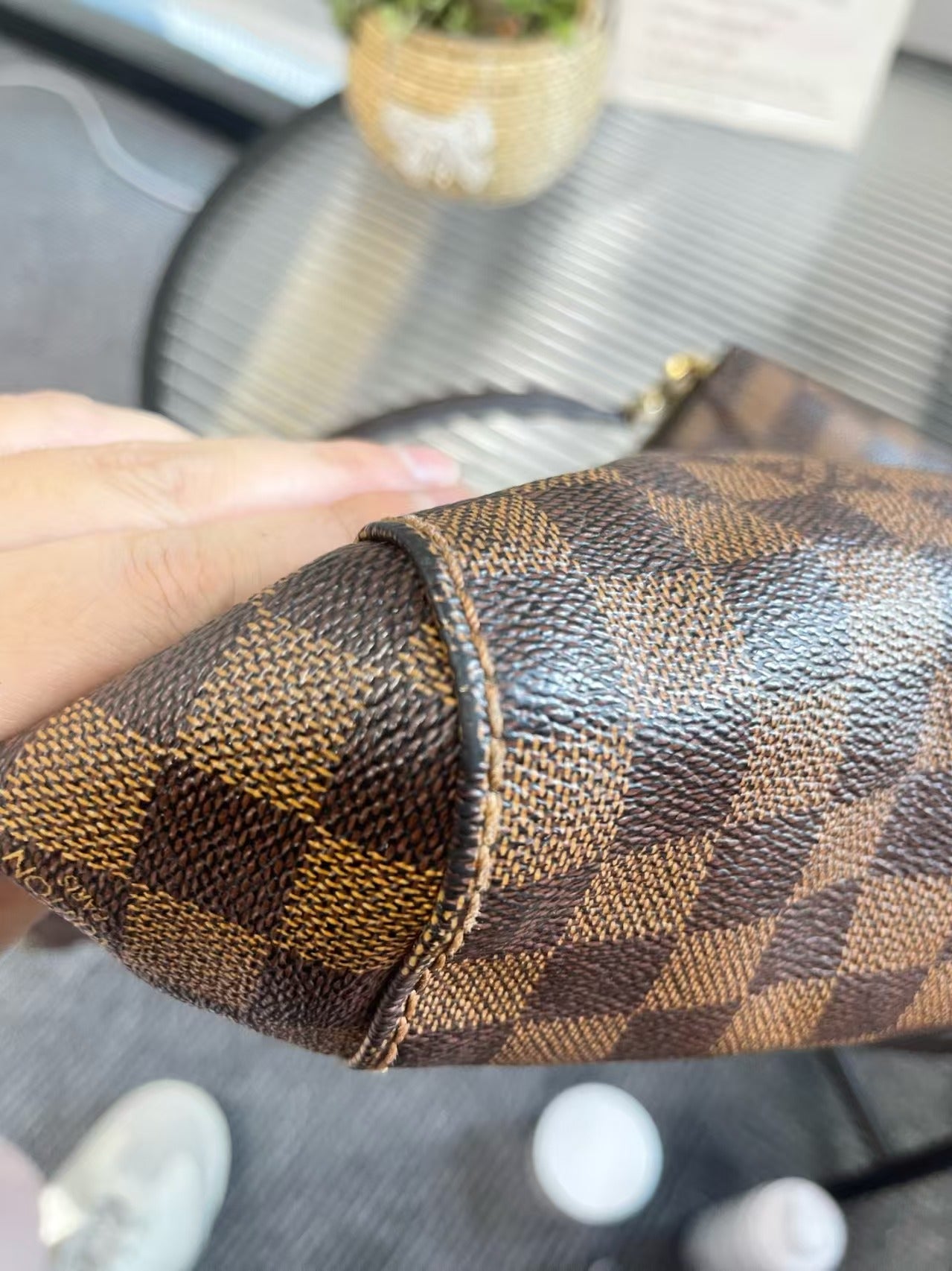 preloved Lv bag Hobo/Shoulder bag