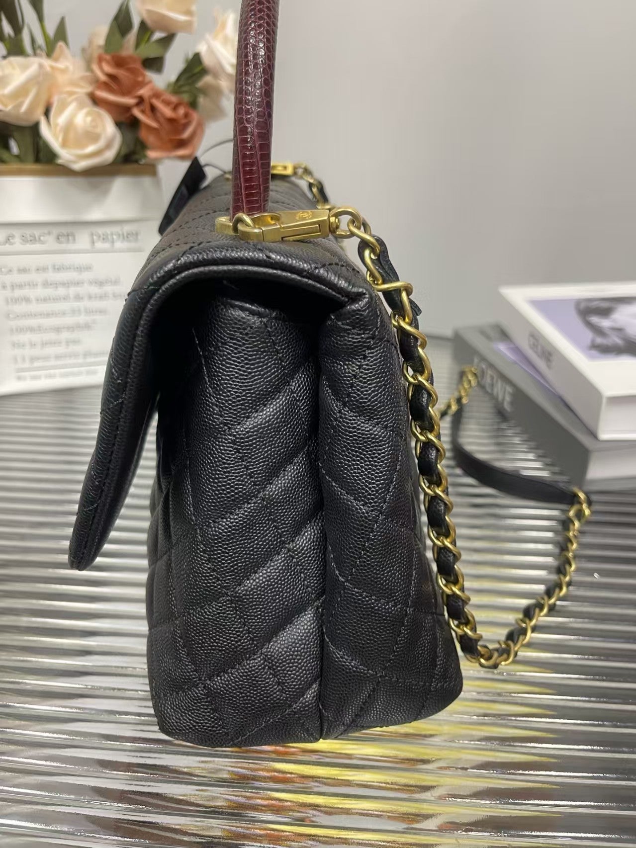 preloved Chanel bag Top handle shoulder bag