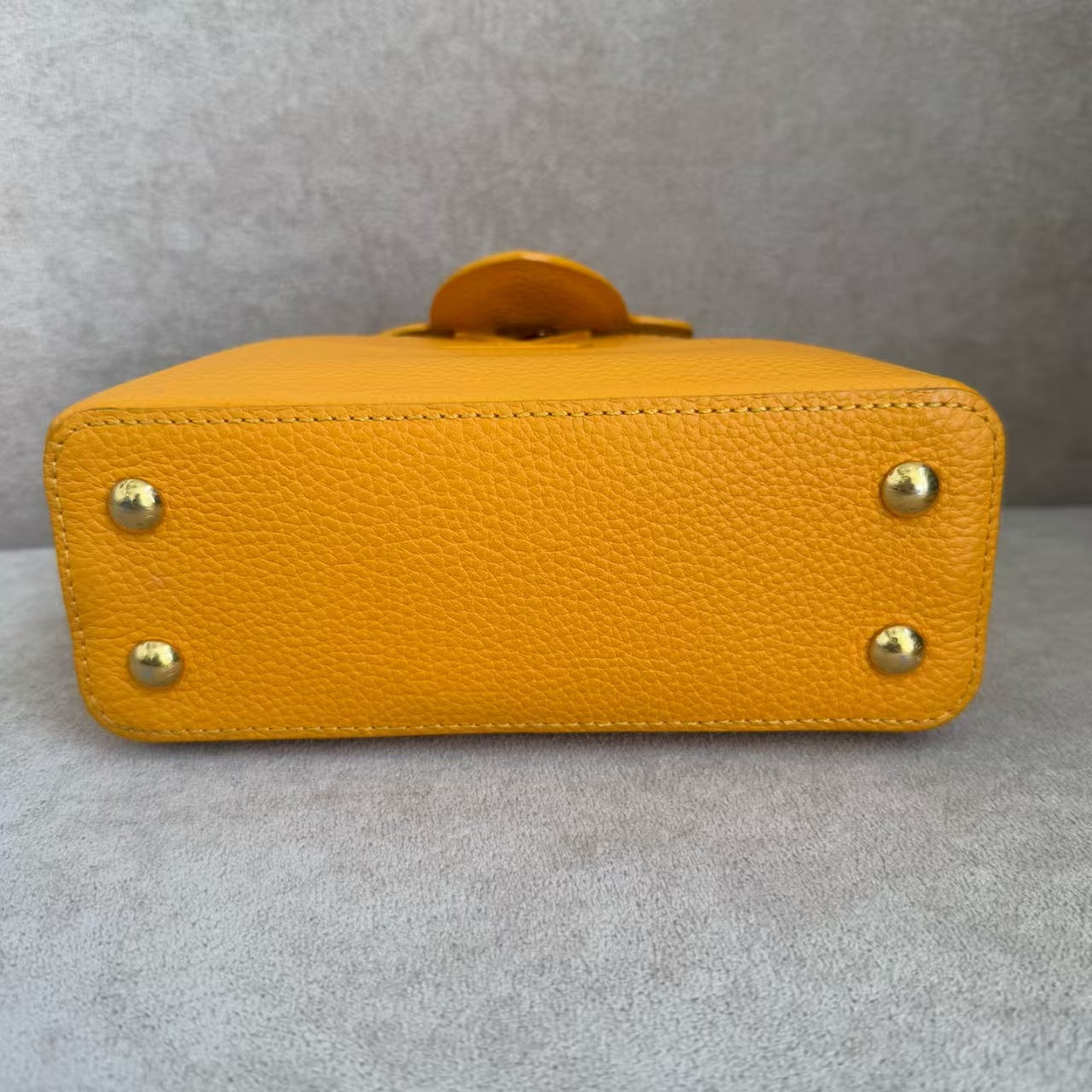 preloved Lv bag capu mini handbag/shoulder bag
