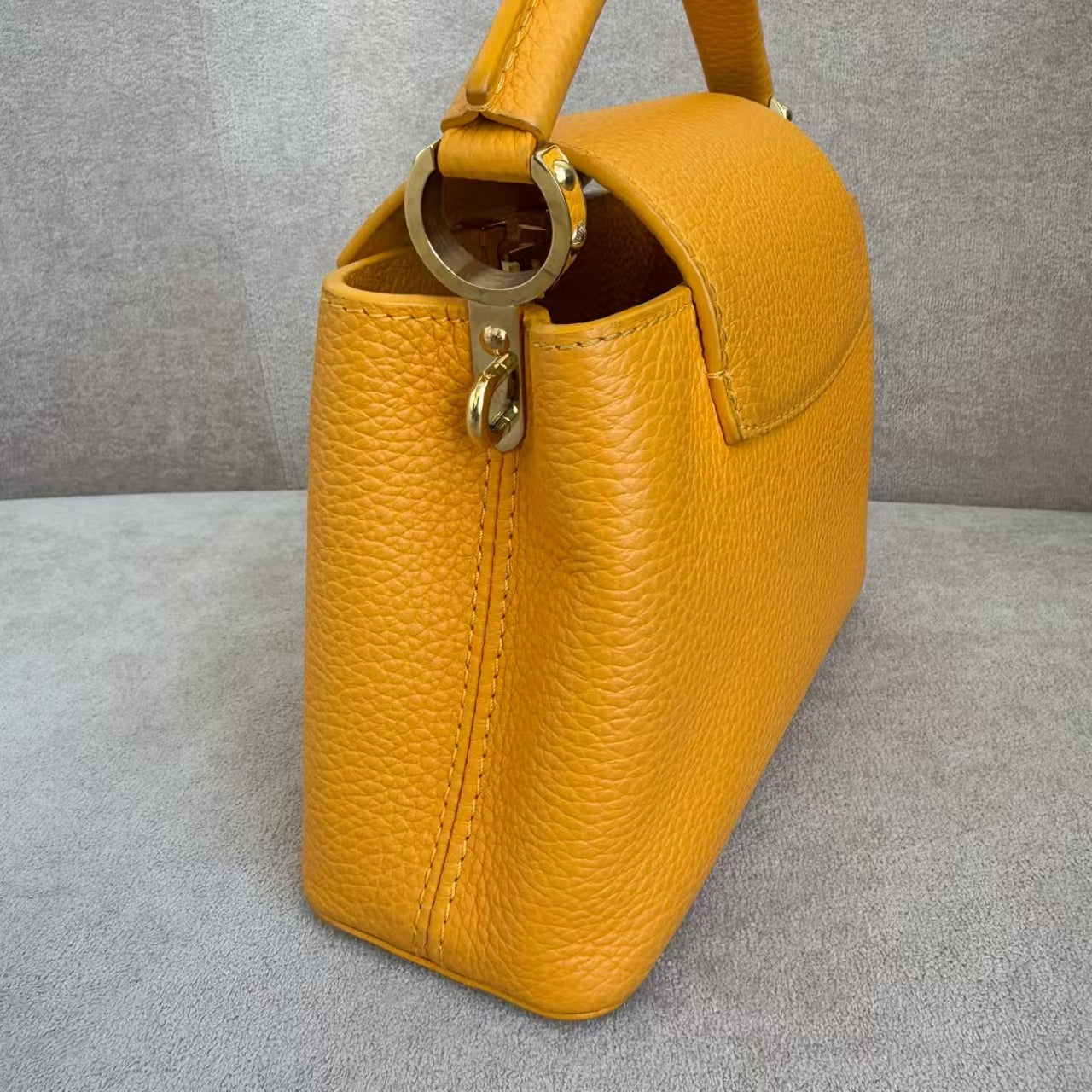 preloved Lv bag capu mini handbag/shoulder bag