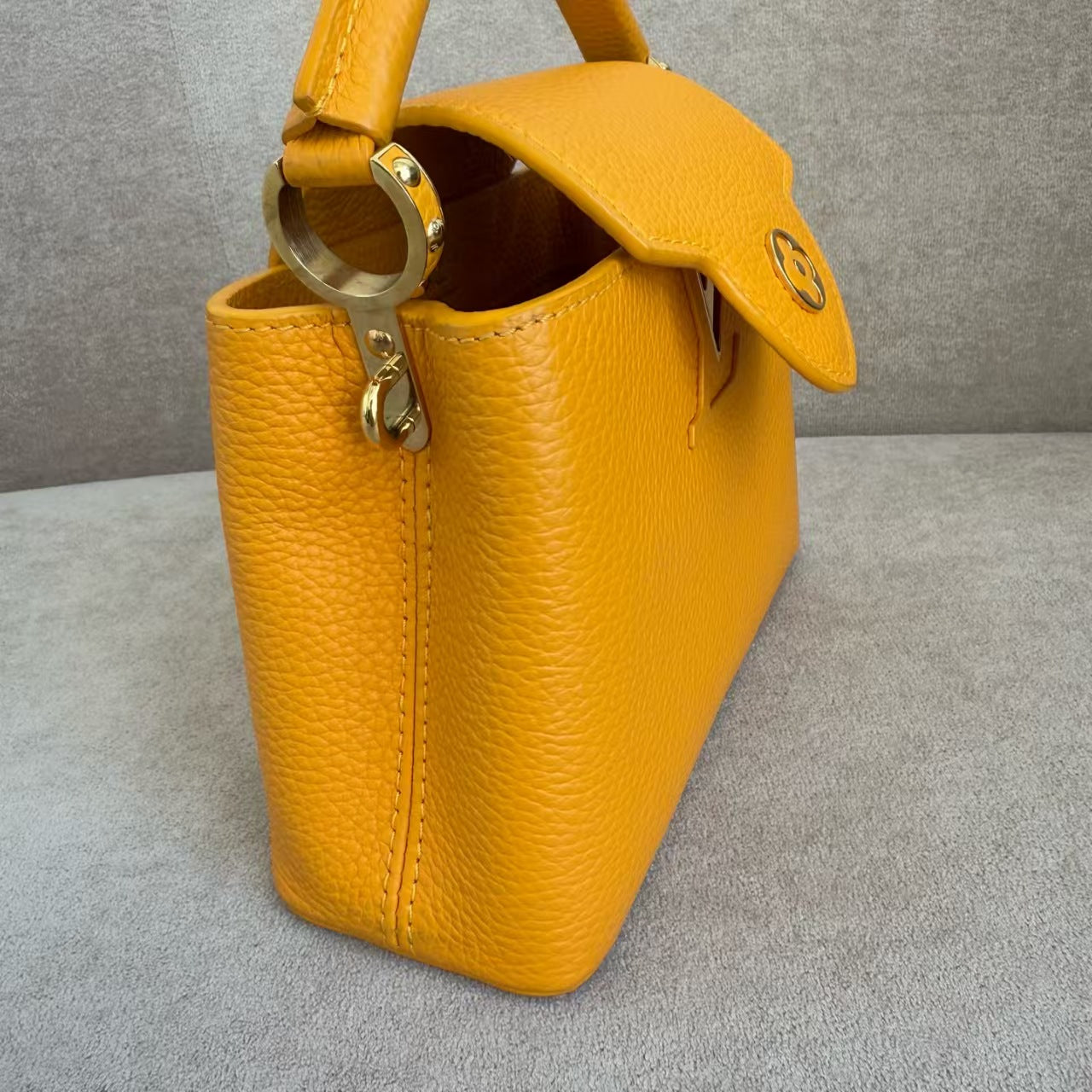 preloved Lv bag capu mini handbag/shoulder bag