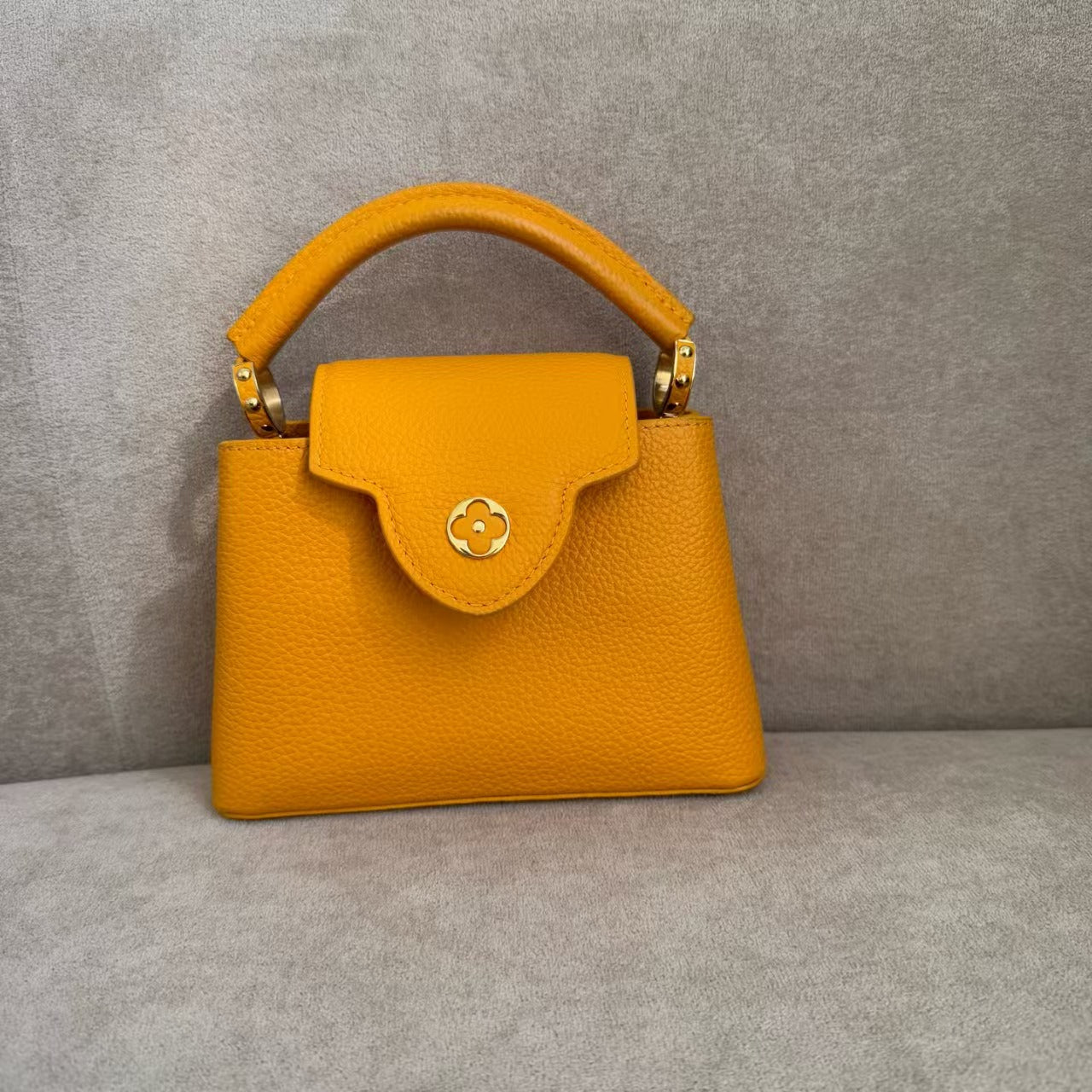preloved Lv bag capu mini handbag/shoulder bag