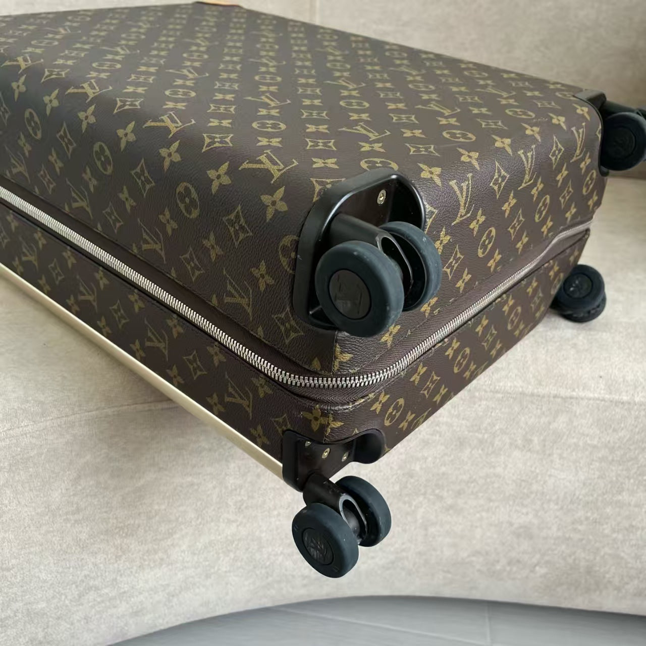 preloved lv bag Travel bag/Horizon