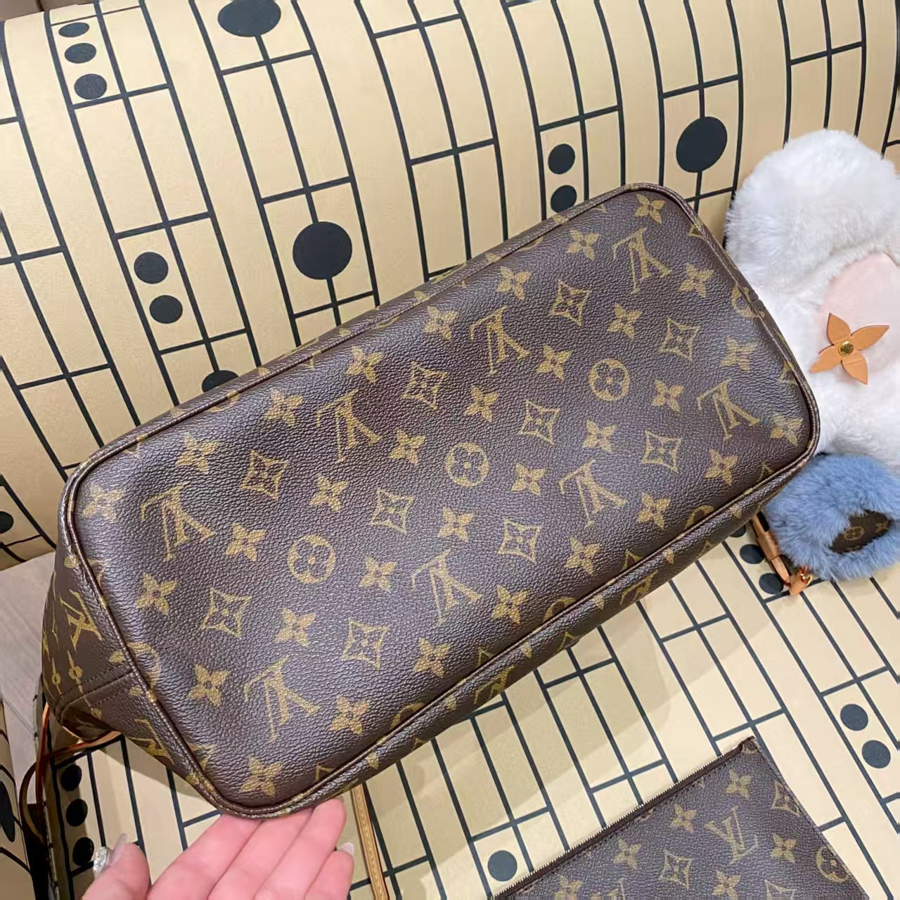 preloved LV bag Neverfull