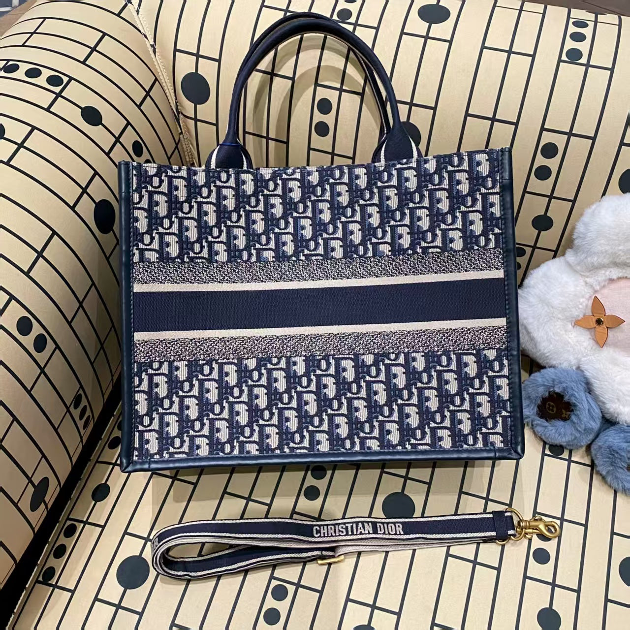 preloved Dior bag Tote/handbag