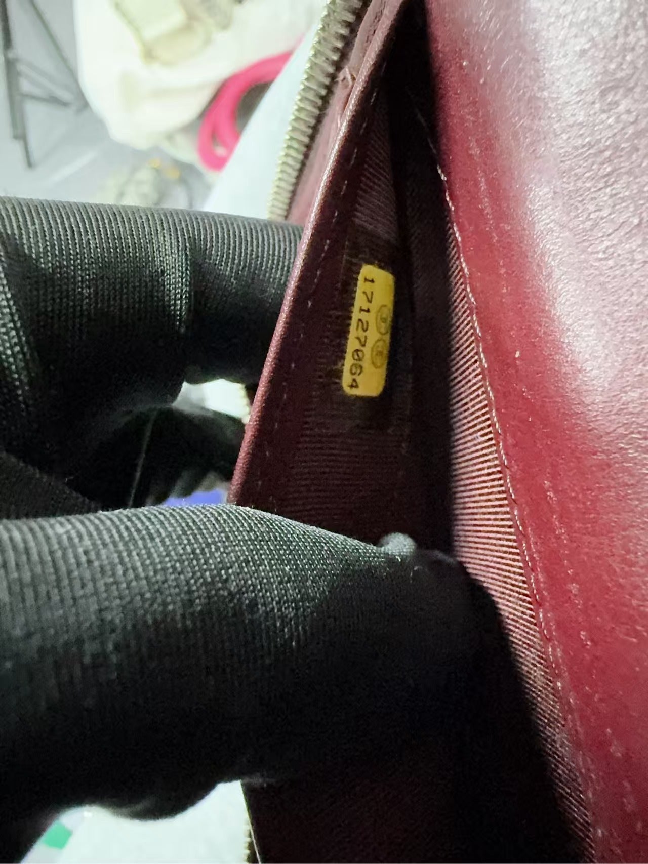 preloved Chanel wallet/long wallet