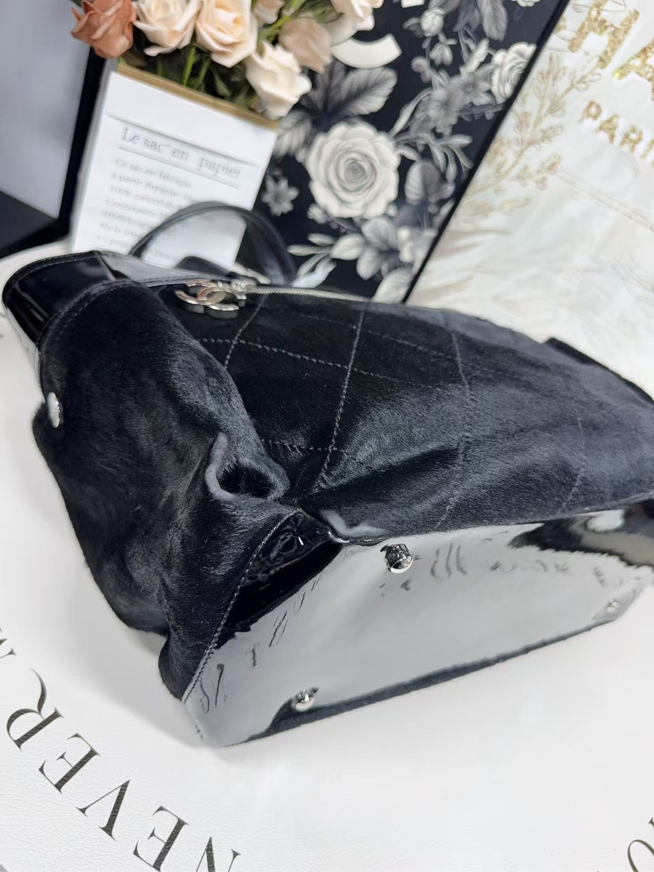 preloved Chanel bag handbag/Tote