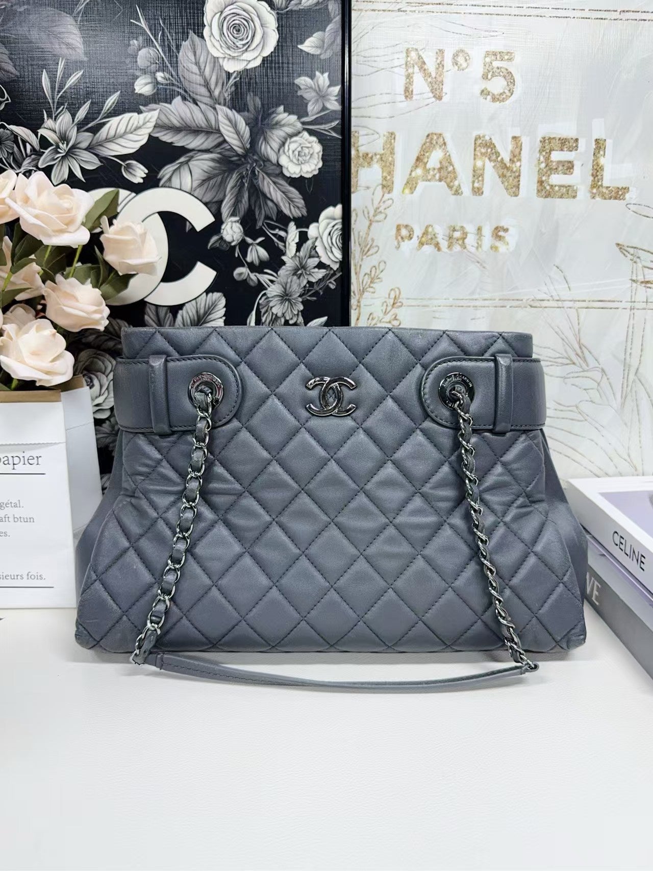 preloved chanel bag shoulder bag/silver hardware